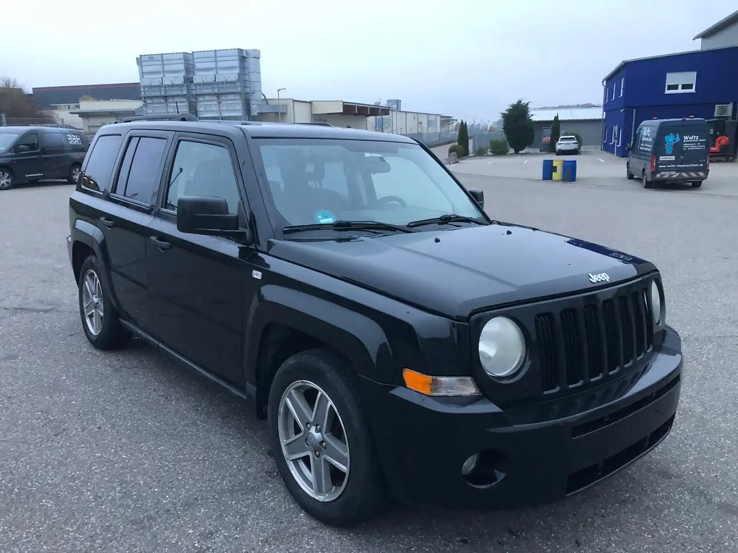 Jeep Patriot Sport 2.4 Gasumbau Schwarz - 2