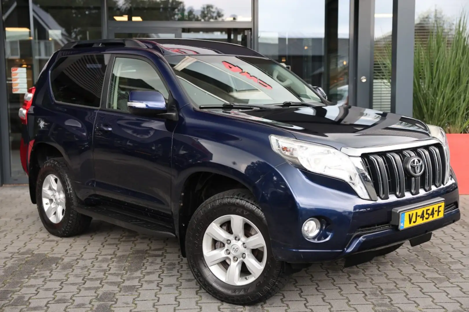 Toyota Land Cruiser 3.0 D-4D 3DRS VX A/T VAN Blauw - 1