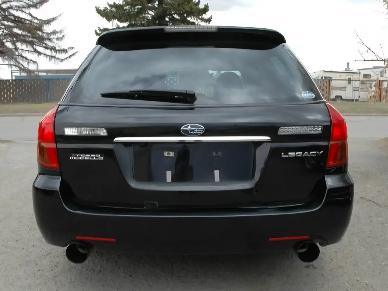 Subaru Legacy снимка Subaru Legacy