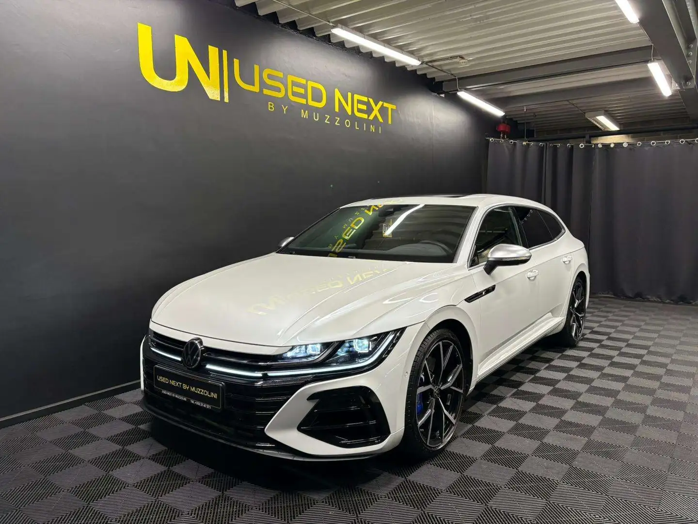 Volkswagen Arteon R Shooting Brake 4Motion 320cv 7-DSG Blanc - 1