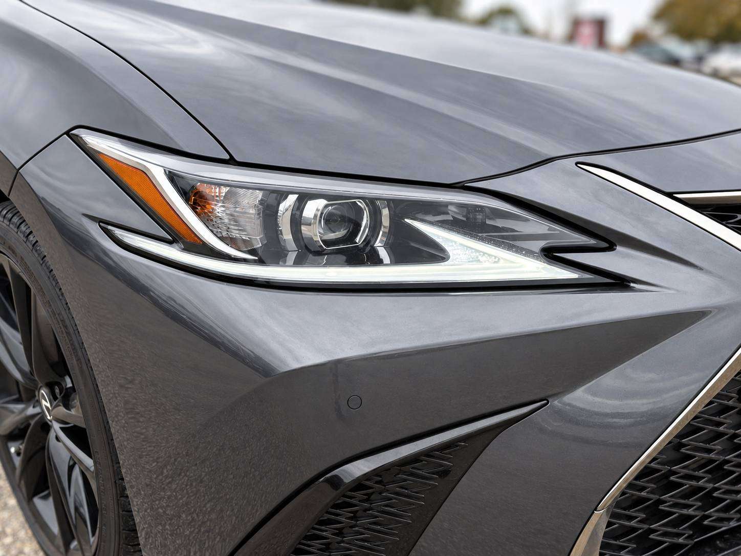 2023 Lexus ES