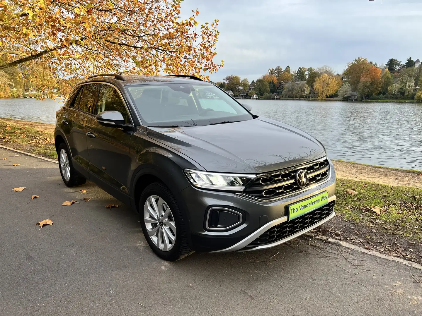 Volkswagen T-Roc T-Roc 1.0 TSI 110 Start/Stop BVM6 Active Gris - 1