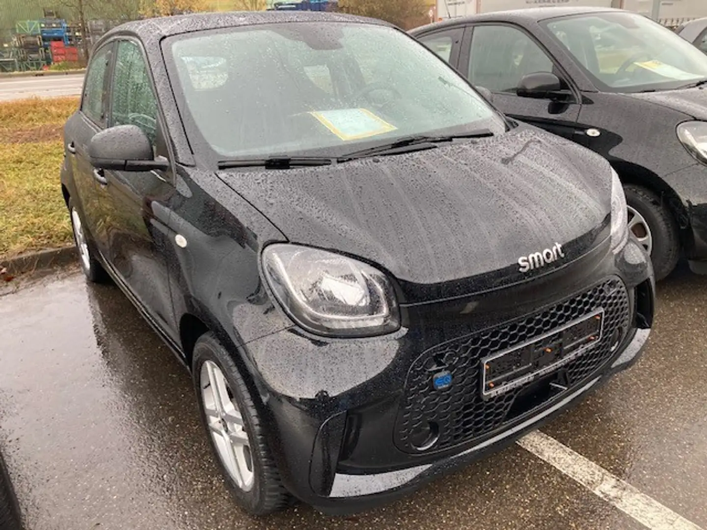 smart forFour EQ  22KW Schnelllader LM PDC SHZ KlimaA Schwarz - 2