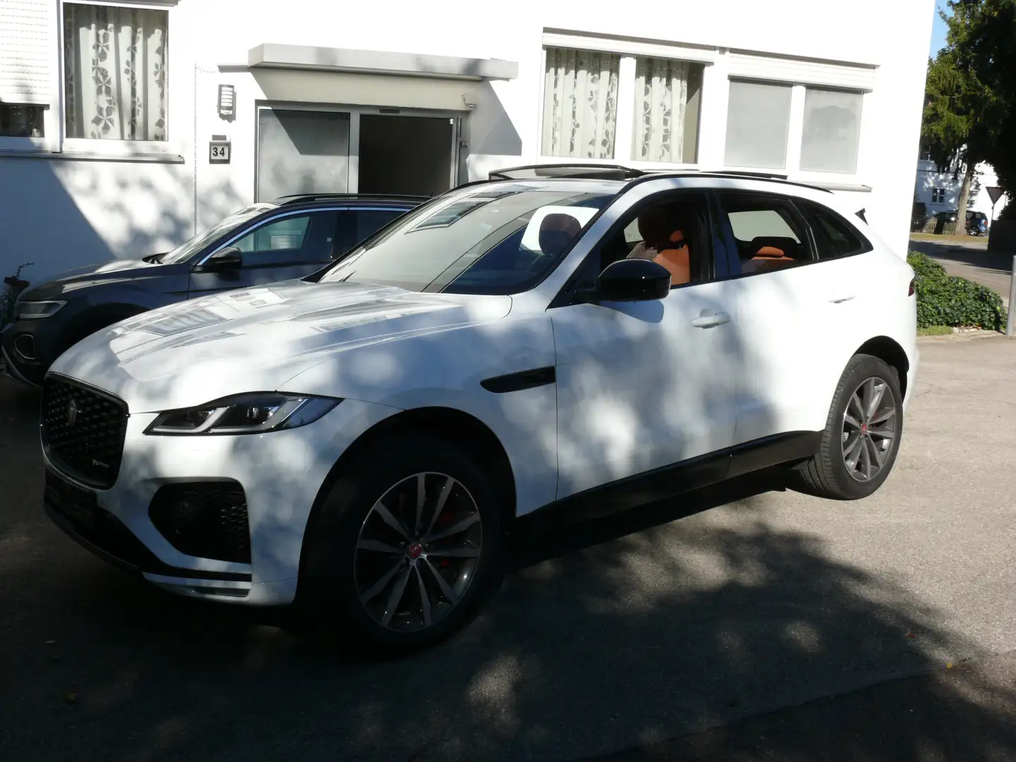 Jaguar F-Pace D300 AWD R-Dynamic HSE Weiß - 2
