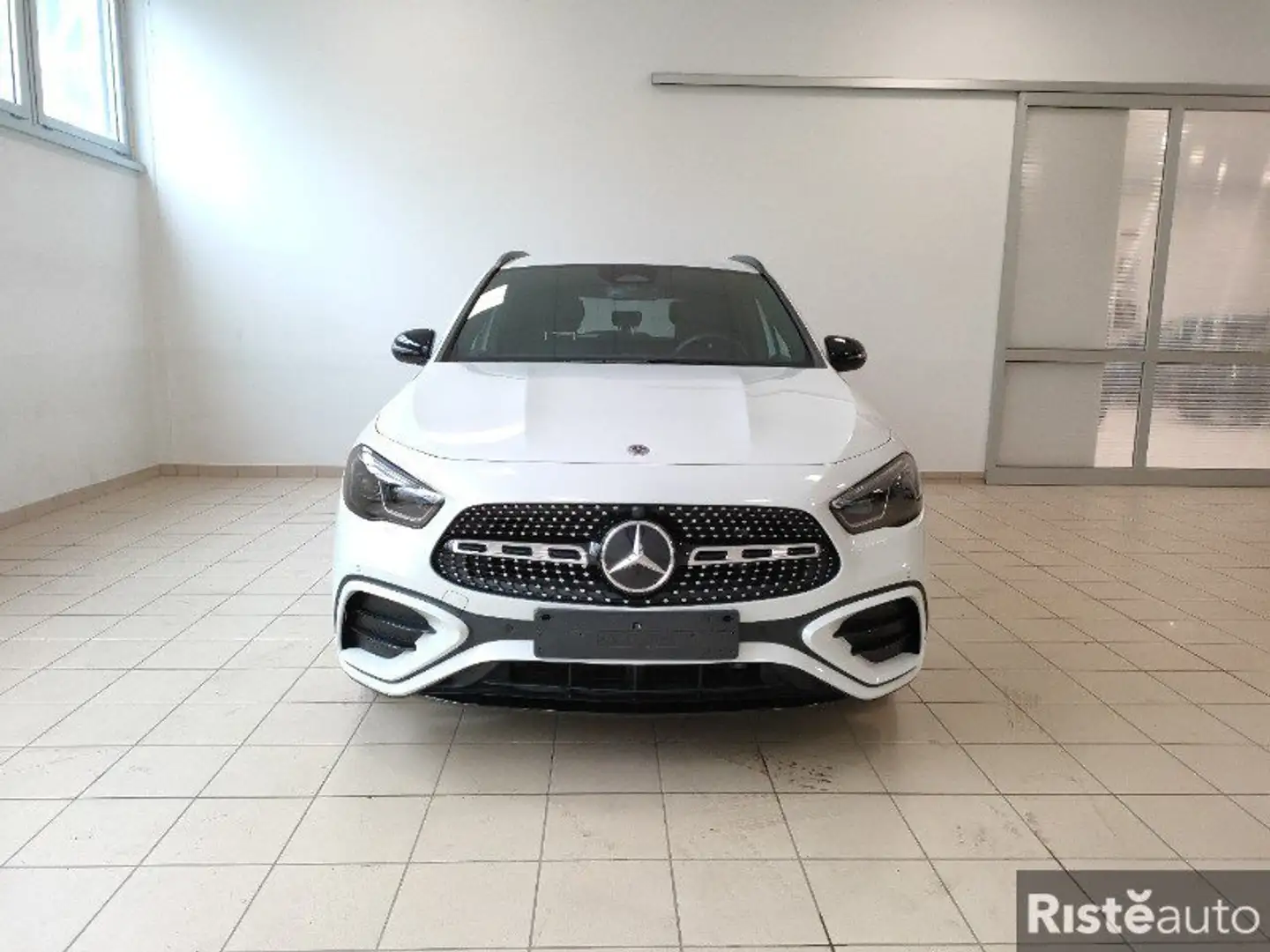 Mercedes-Benz GLA 220 GLA 220 d Automatic 4Matic AMG Line Advanced Plus Bianco - 2