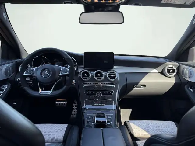 Mercedes-Benz C-Class view 6