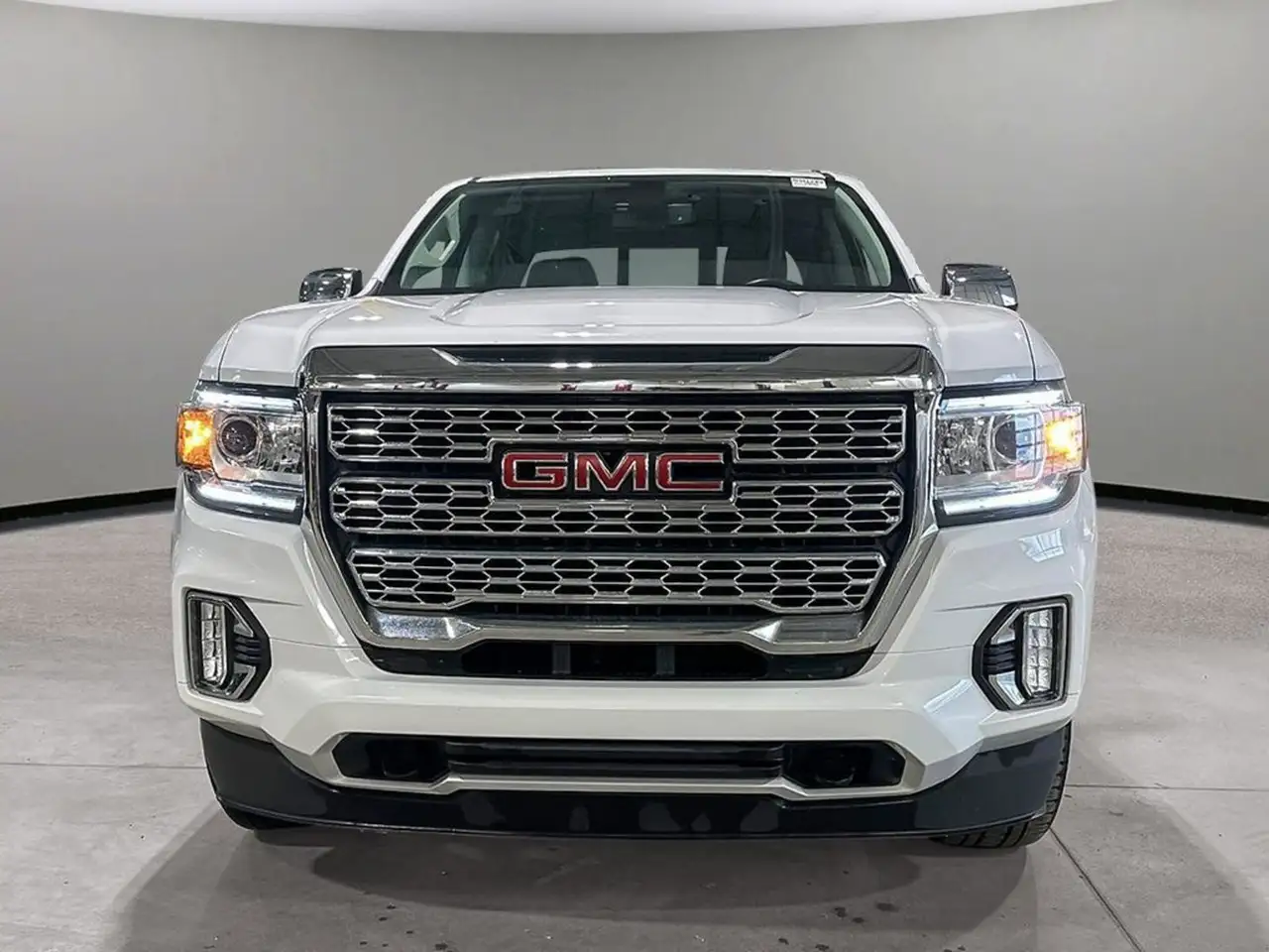 GMC Canyon снимка GMC Canyon