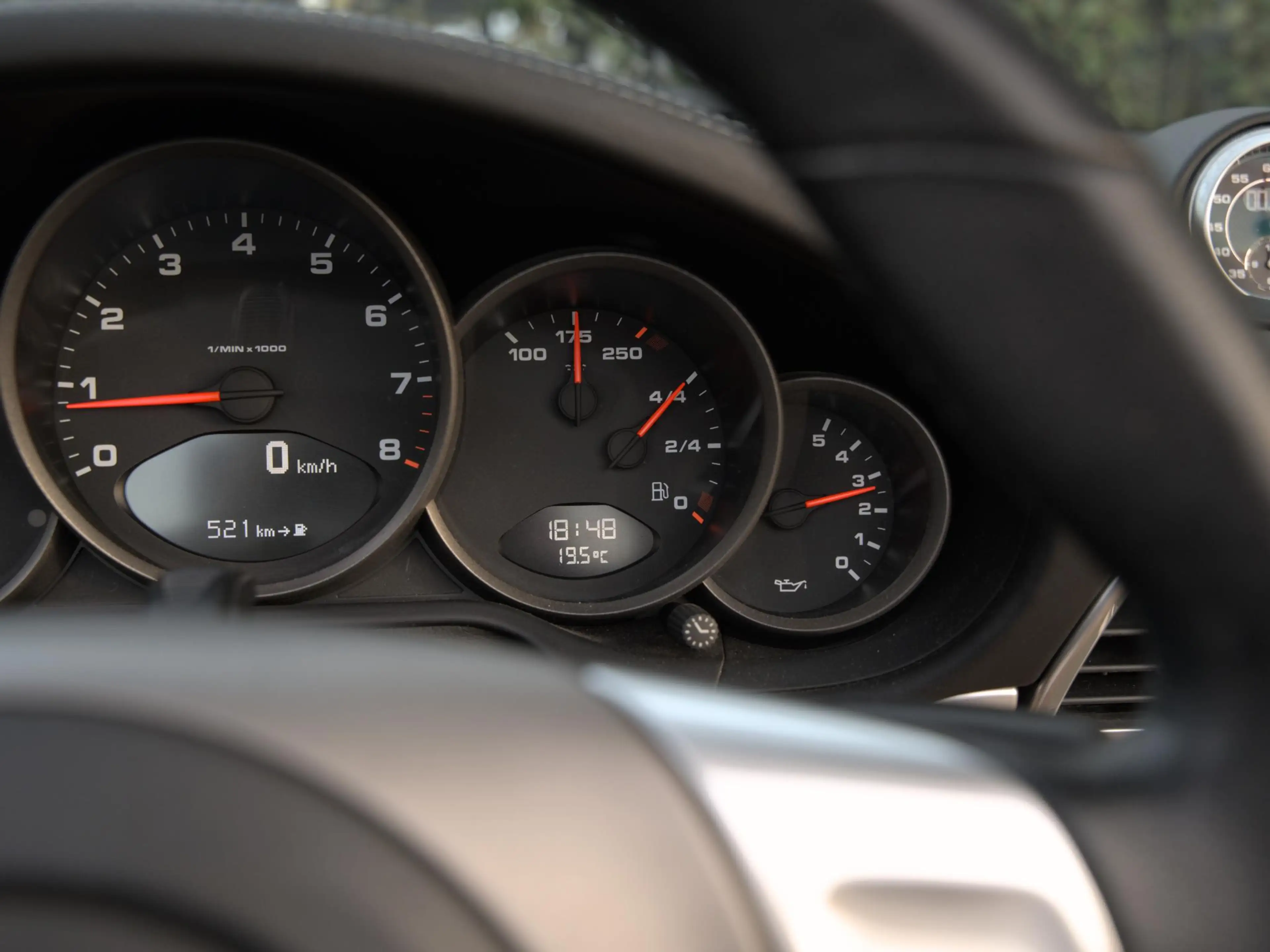 Porsche 997 Cabrio 3.8 Carrera 4S — photo 46