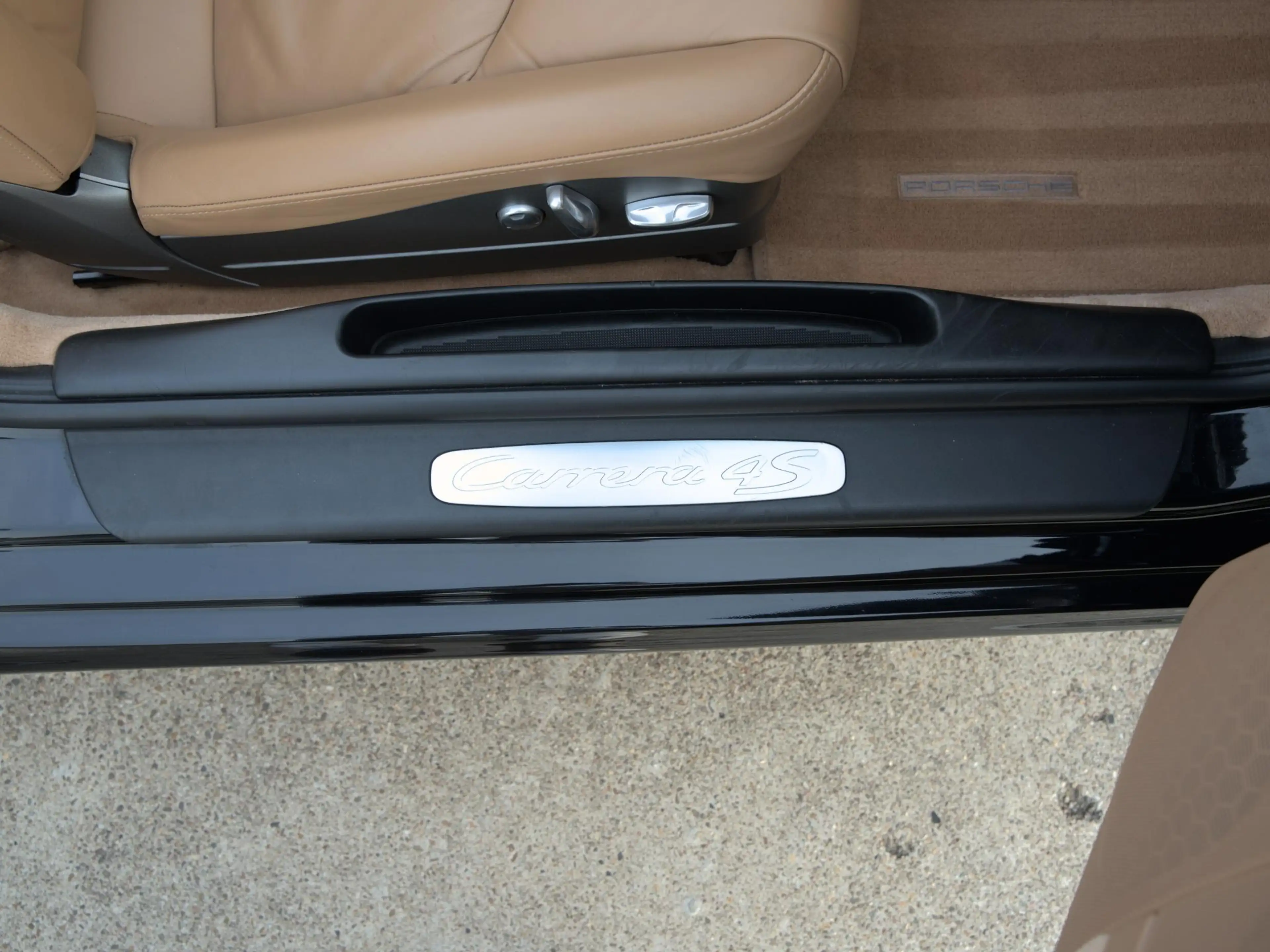 Porsche 997 Cabrio 3.8 Carrera 4S — photo 37