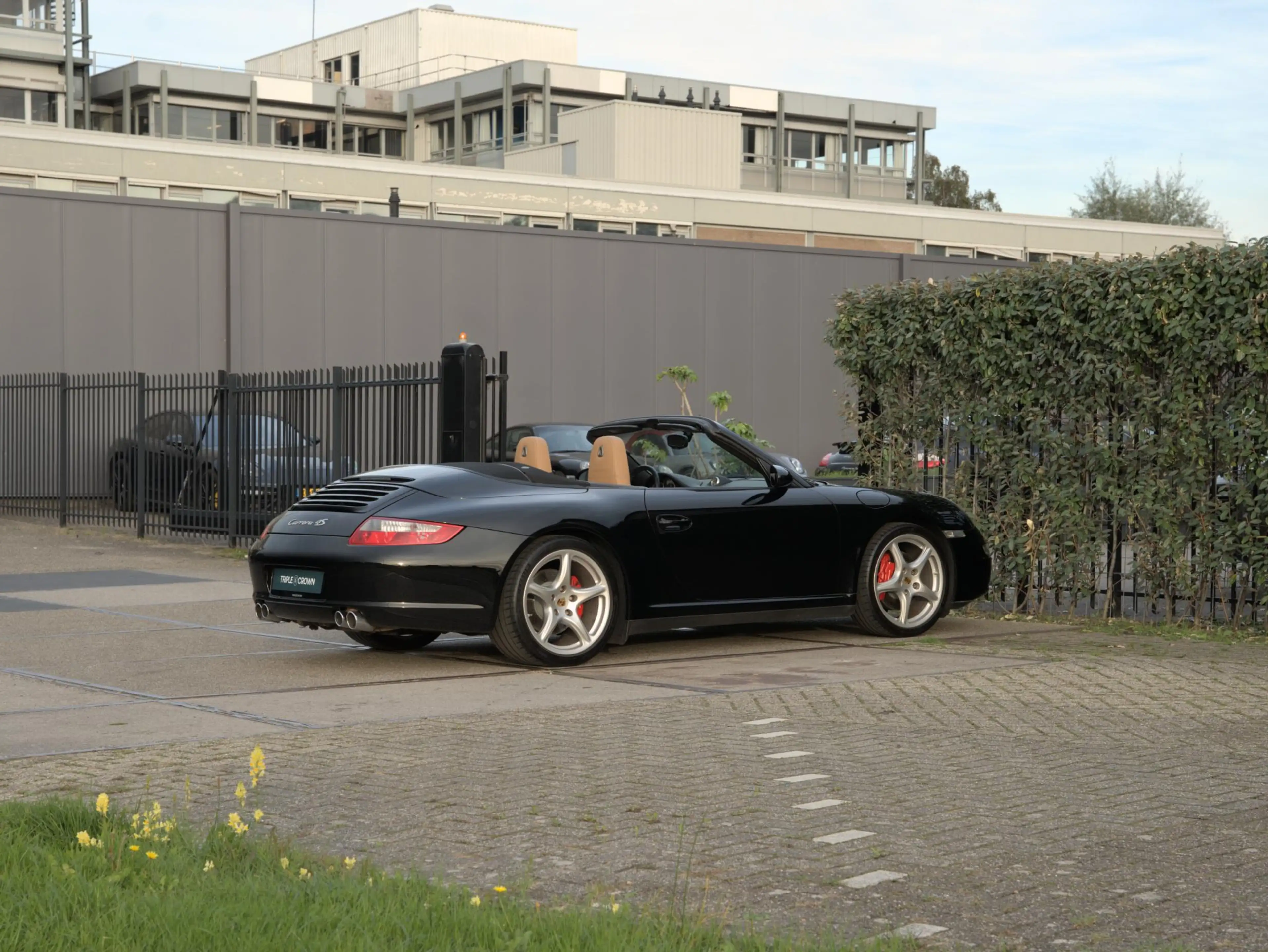 Porsche 997 Cabrio 3.8 Carrera 4S — photo 9