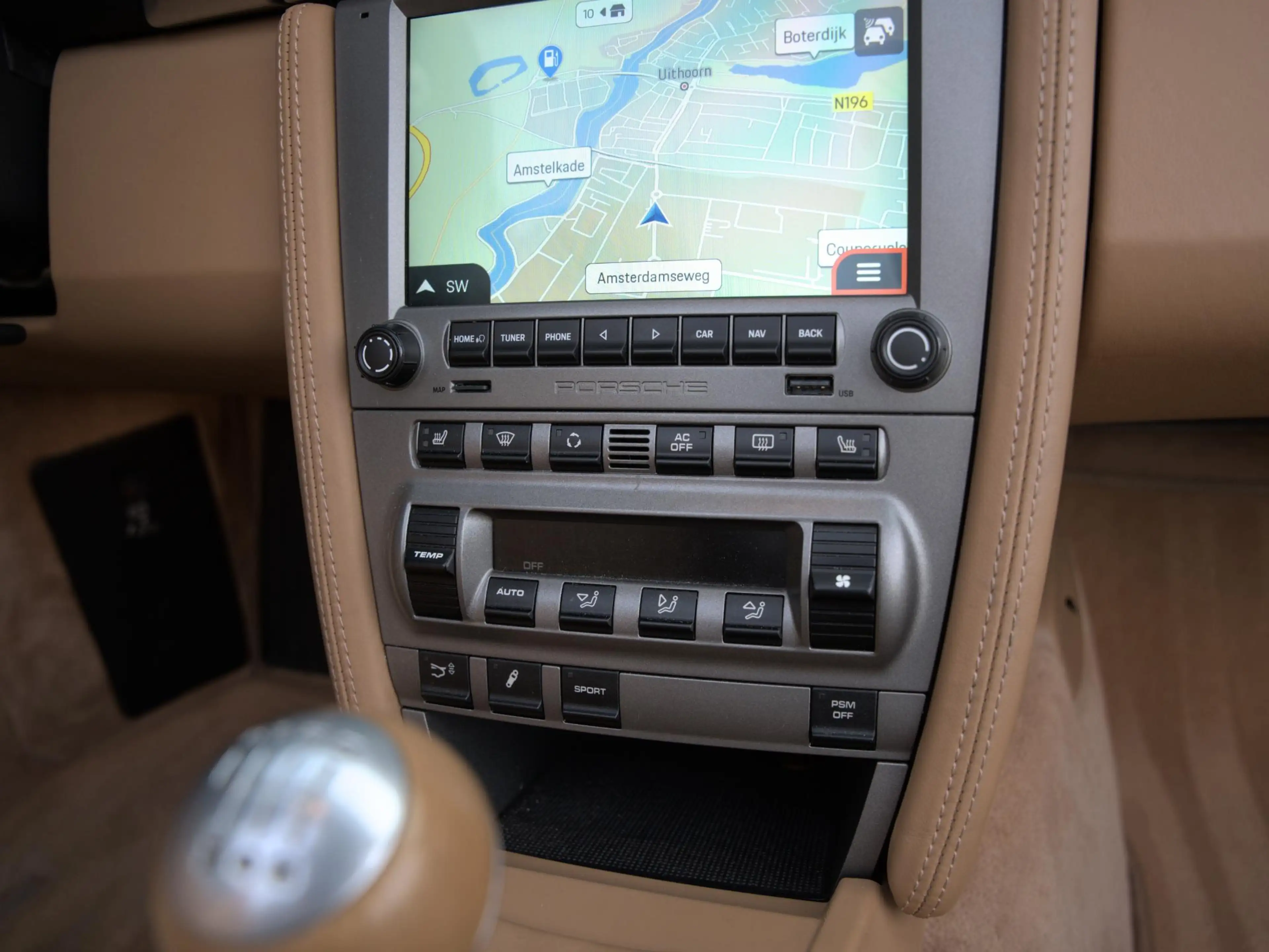 Porsche 997 Cabrio 3.8 Carrera 4S — photo 42