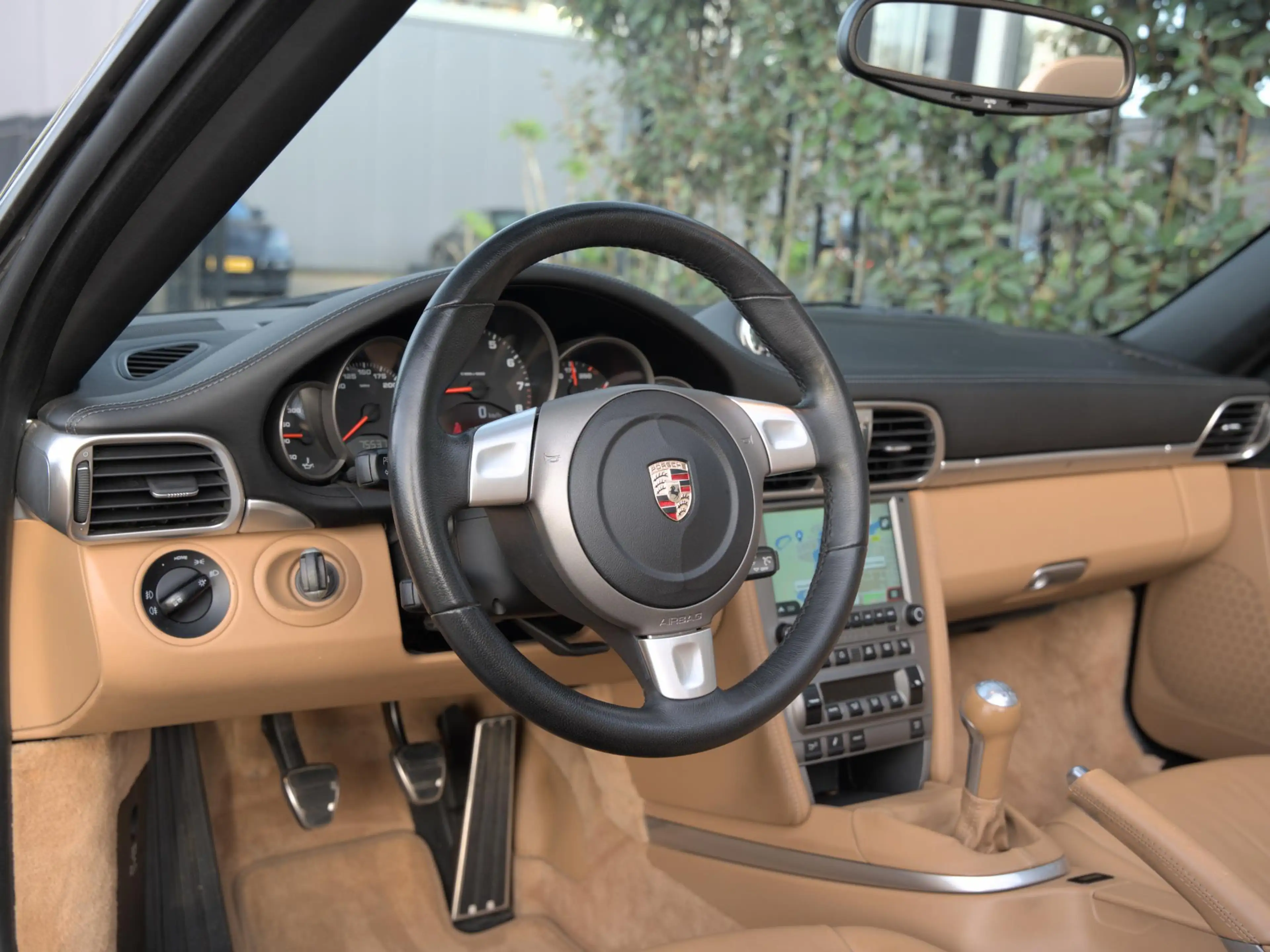 Porsche 997 Cabrio 3.8 Carrera 4S — photo 16
