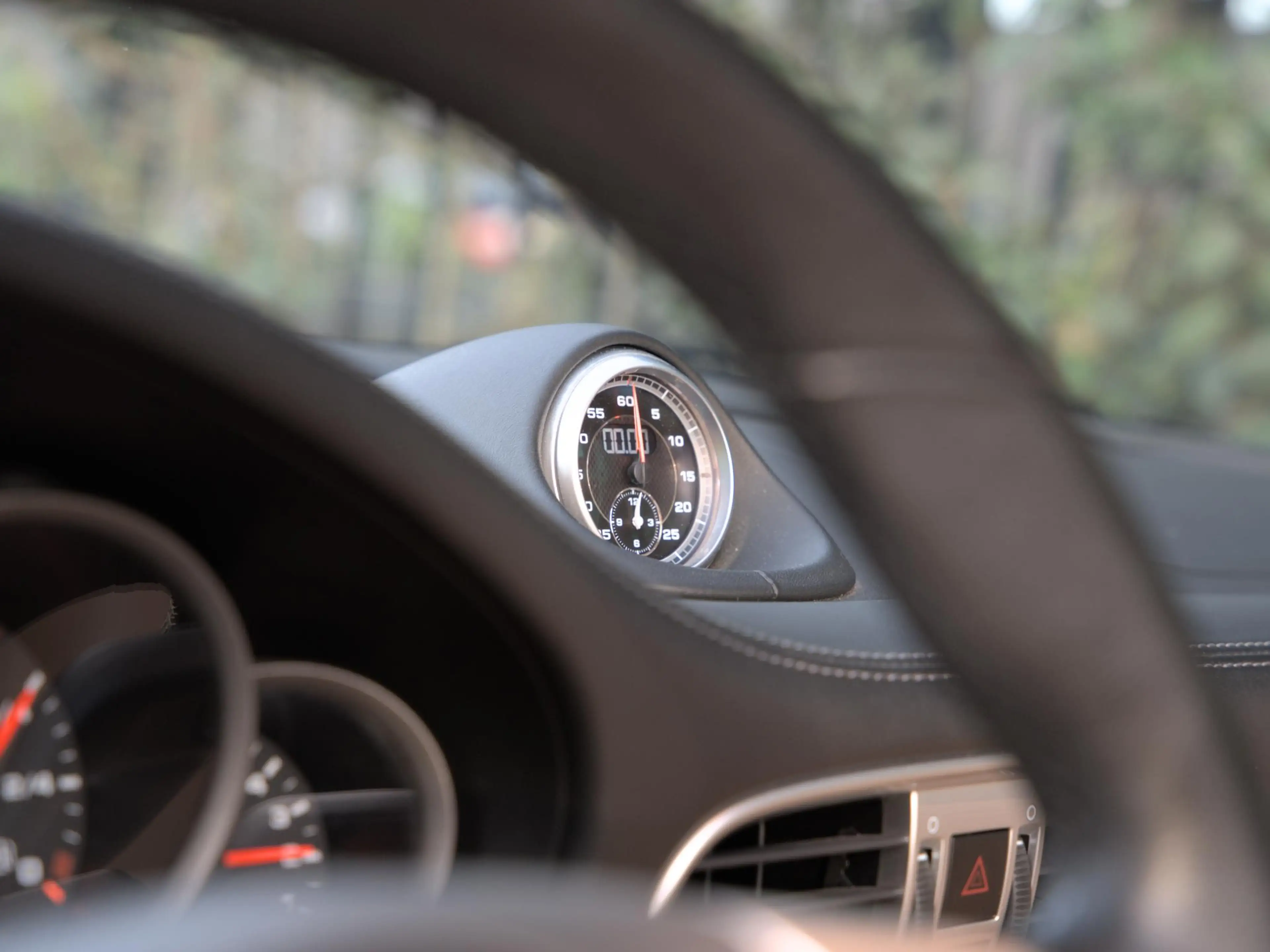 Porsche 997 Cabrio 3.8 Carrera 4S — photo 31