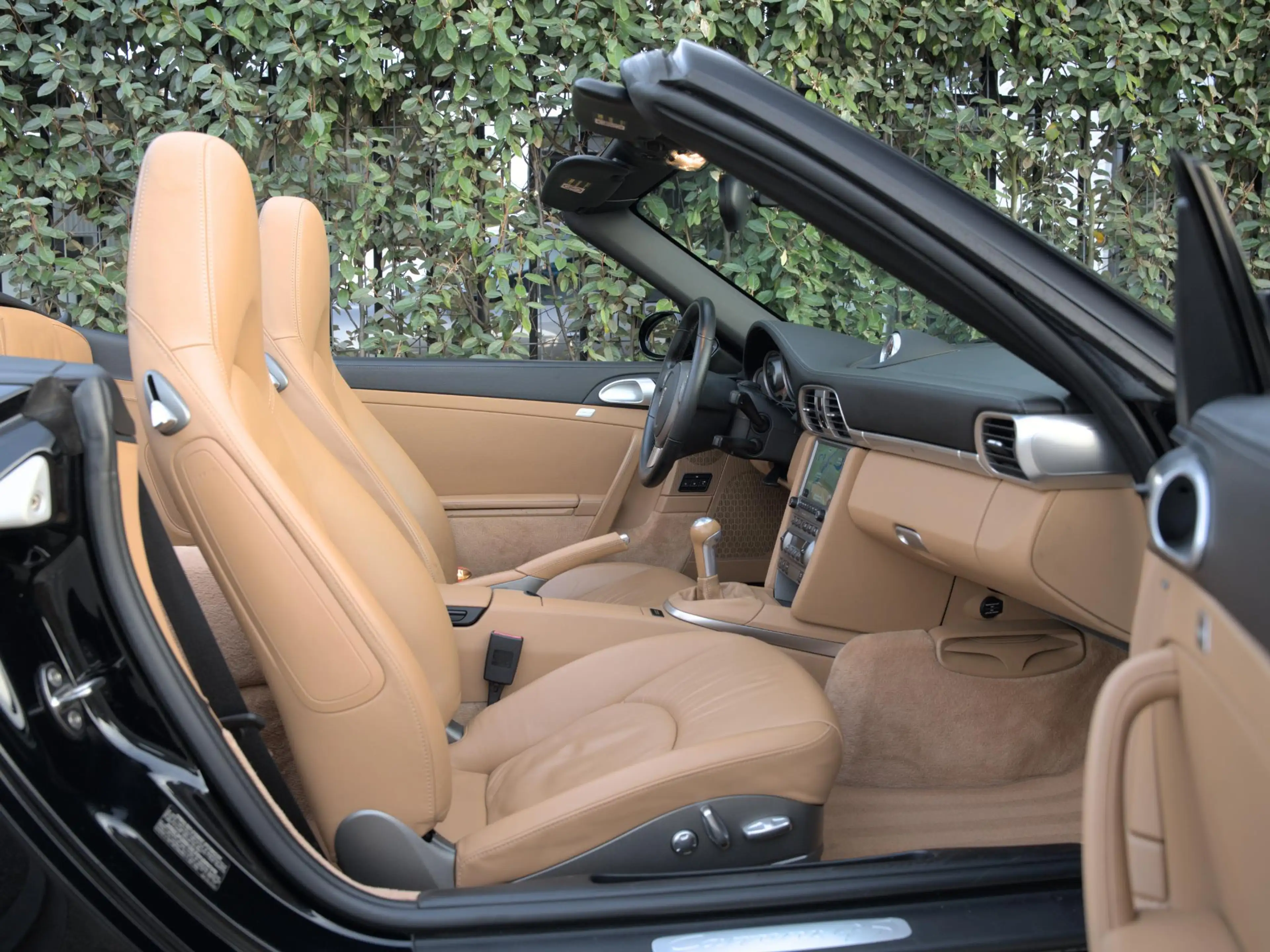 Porsche 997 Cabrio 3.8 Carrera 4S — photo 34