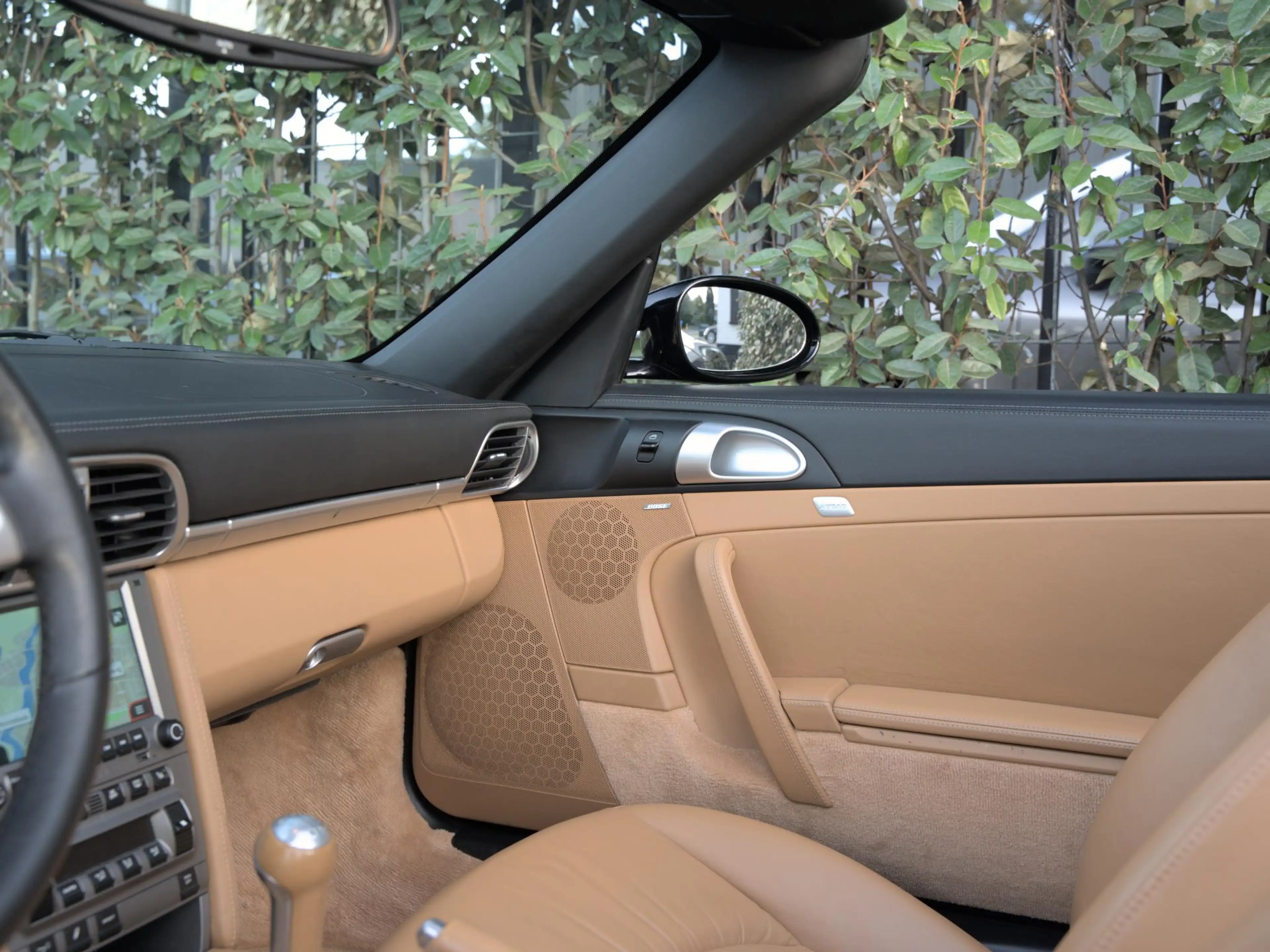 Porsche 997 Cabrio 3.8 Carrera 4S — photo 15