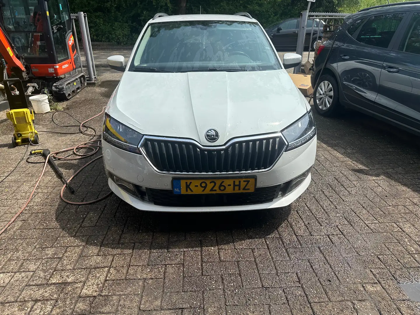 Skoda Fabia Fabia 1.0 TSI Business Edition Wit - 1