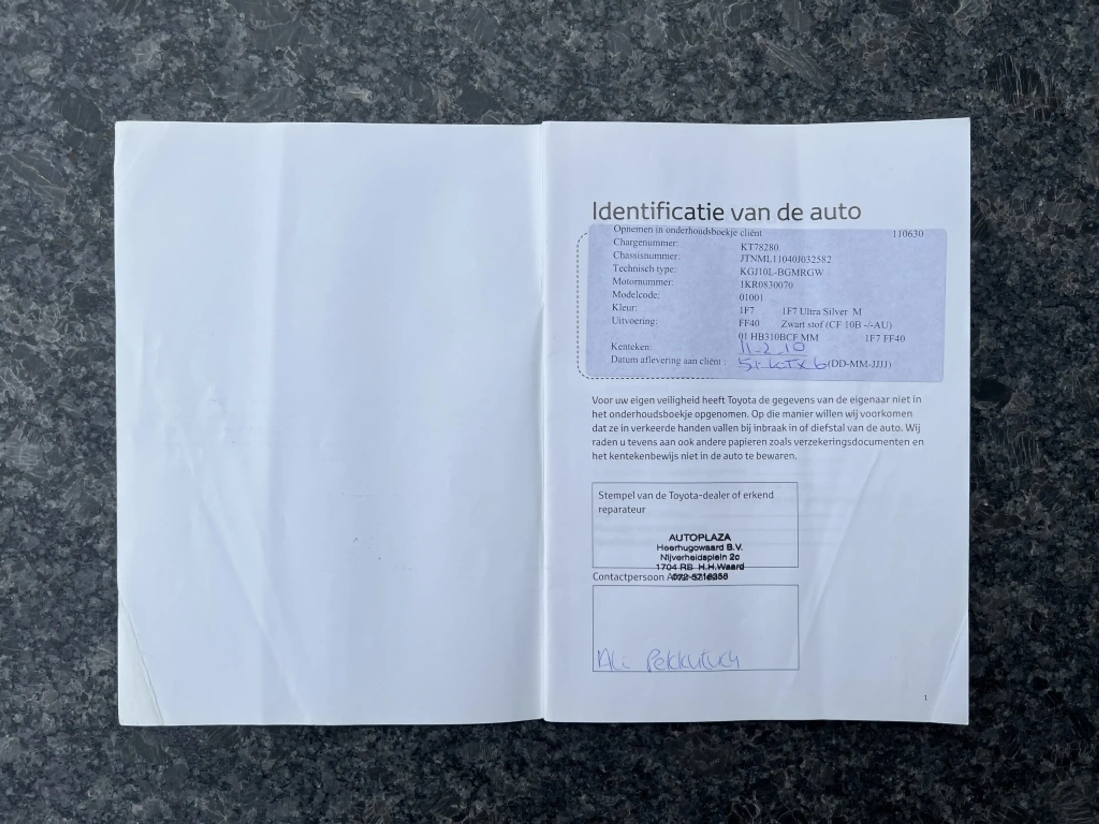 Toyota iQ 1.0 VVTi Comfort | NL auto | LMV | All season band — photo 29