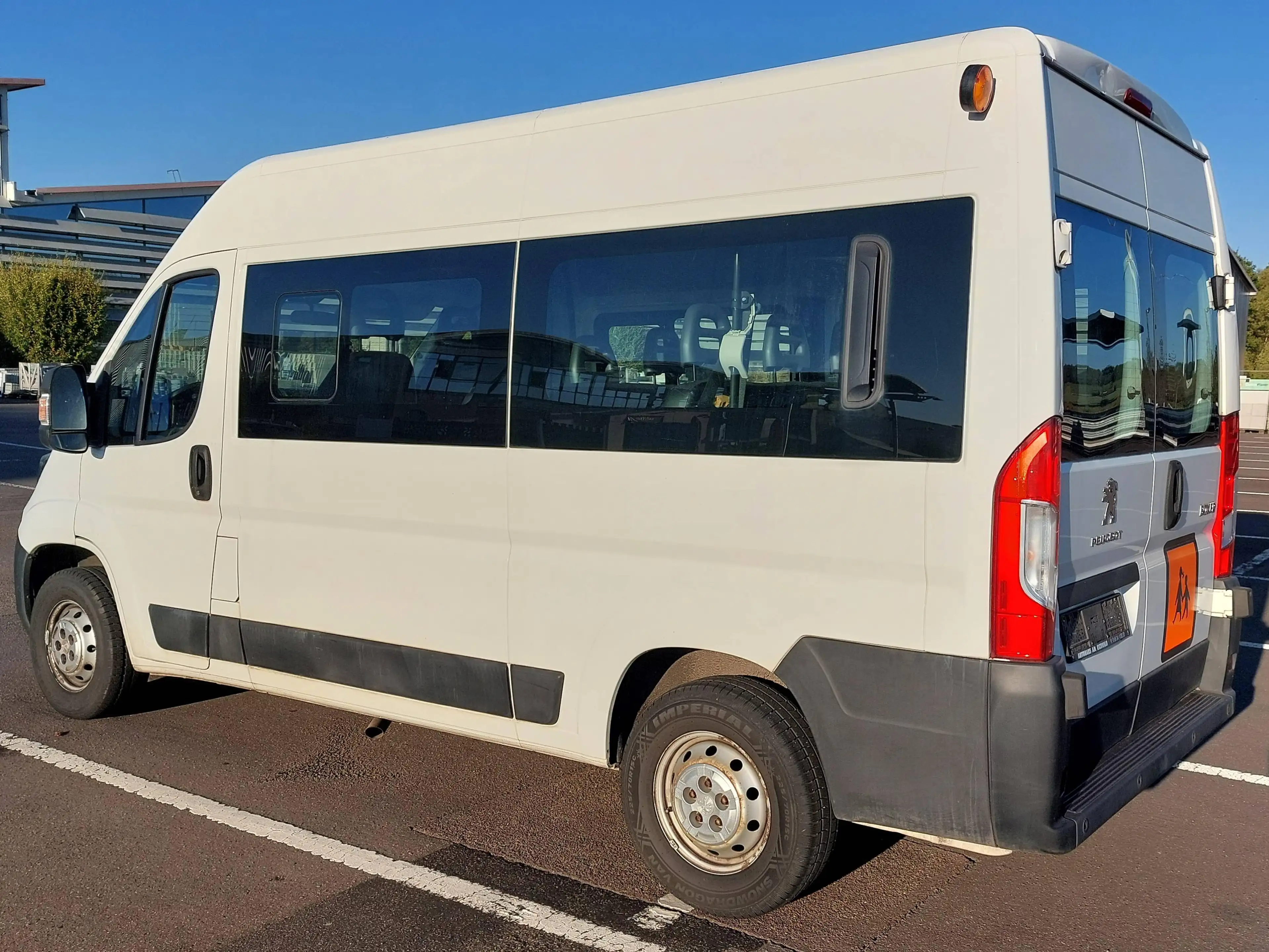 Peugeot Boxer 333 L2H2 HDi 120 TÜV-NEU KLIMA 9-Sitzer 1-NAND — photo 3