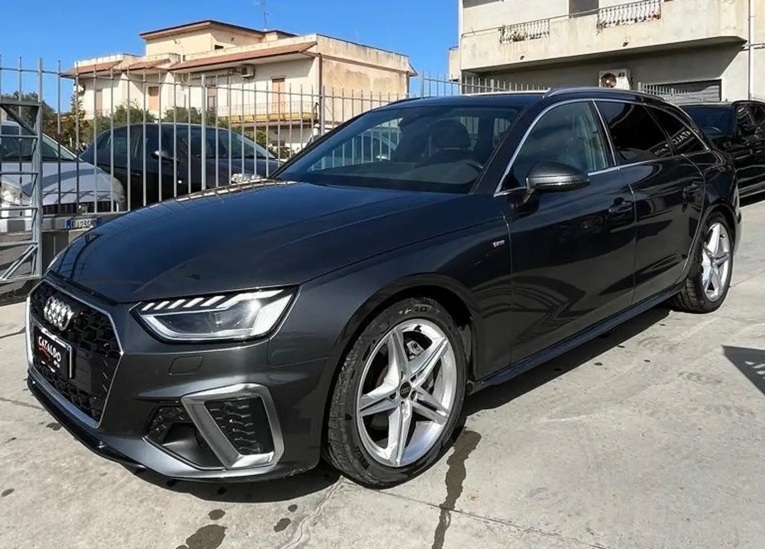 Audi A4 A4 Av 40 2.0 tdi mhev S line ed quattro 204cv s-tr Grigio - 1