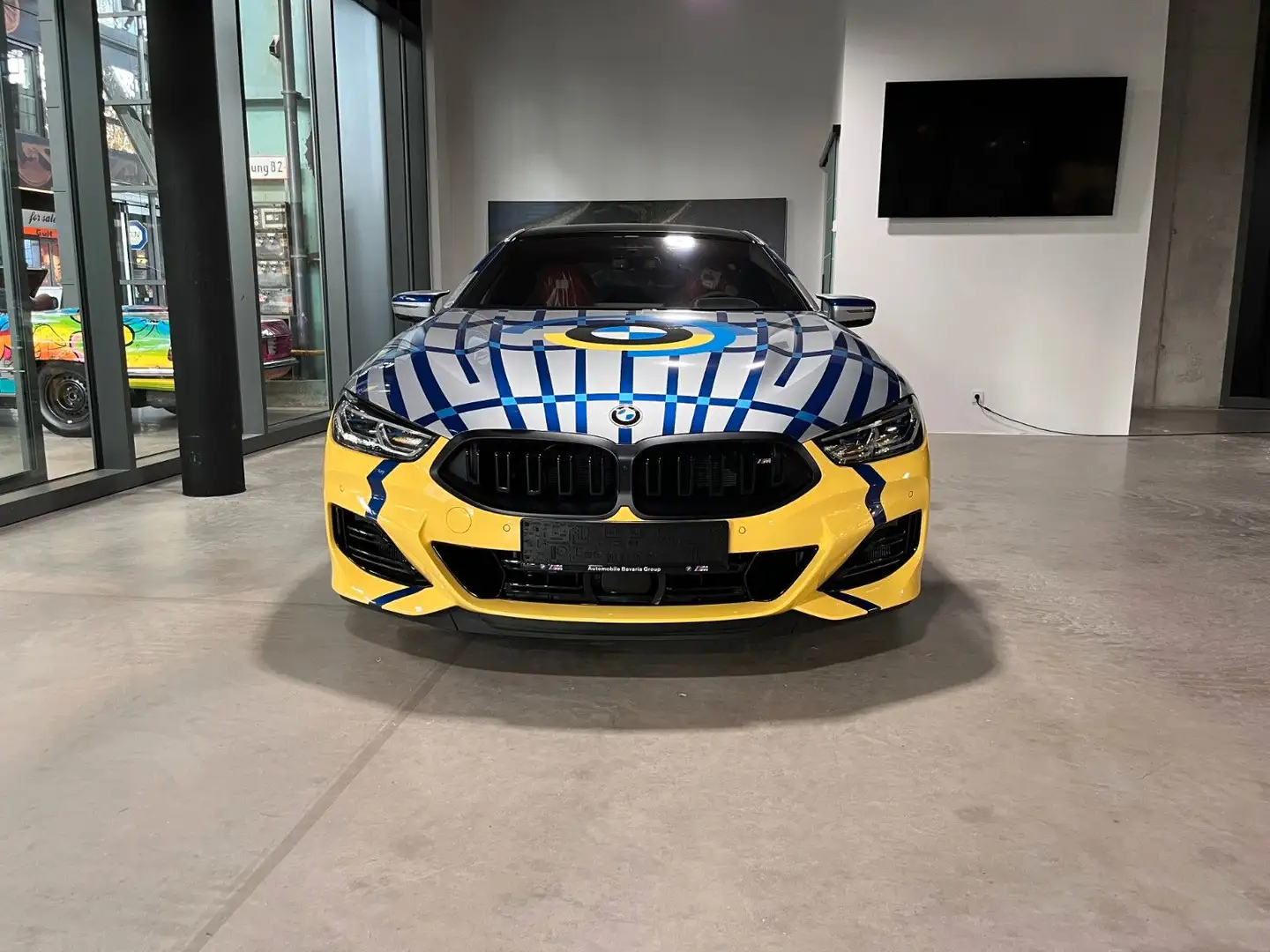 BMW M850 i xDrive SONDERMODELL "Jeff Koons 1 of 99" - 2