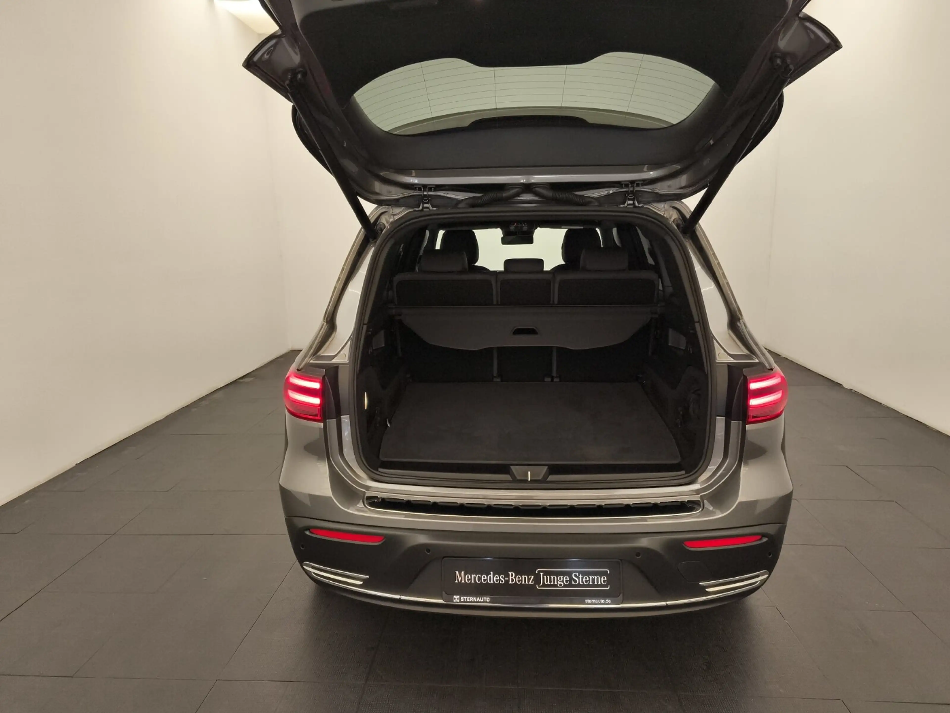 Mercedes-Benz EQB 250 EQB 250+  Electric Art Navi/Distronic/Keyless-Go — photo 10
