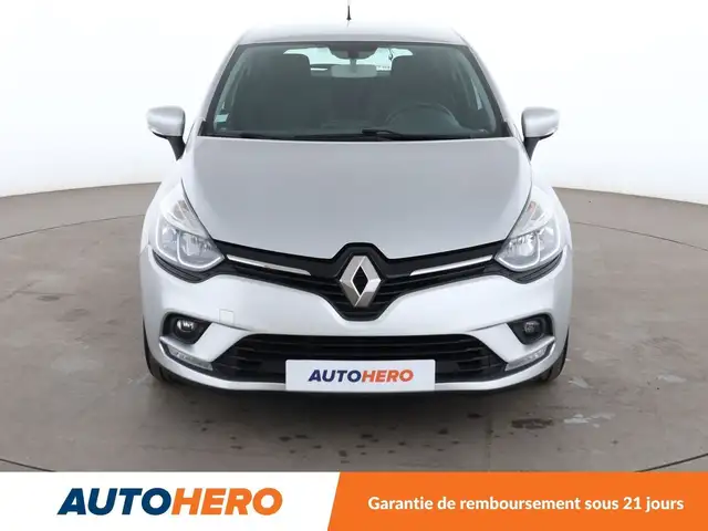 Renault Clio view 9