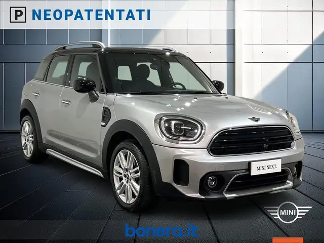 MINI Countryman view 4