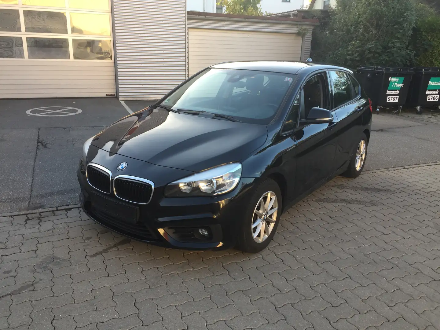 BMW 218 218 ACTIVE TOURER AUTOMATIC Schwarz - 2