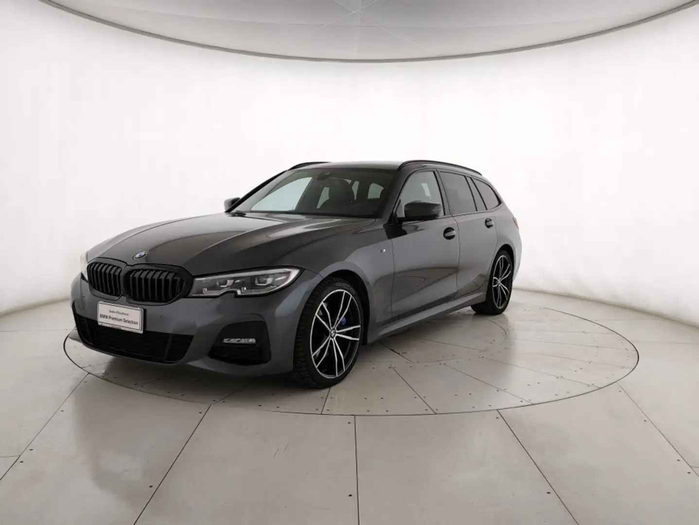 BMW 320 320d Touring mhev 48V xdrive Msport auto Grigio - 1