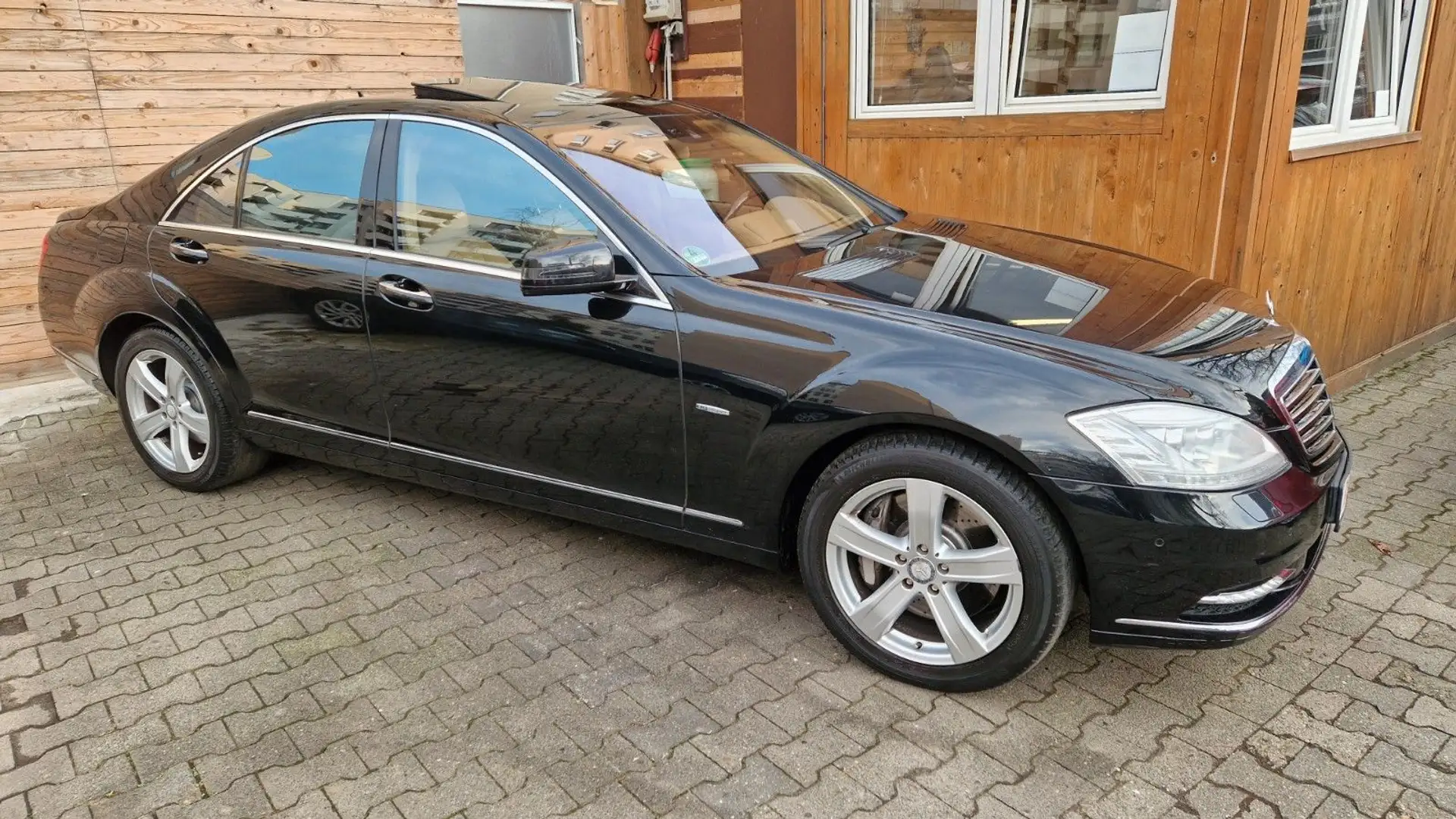 Mercedes-Benz S 500 4MATIC BlueEFFICIENCY, Softclose, Kamera Noir - 2