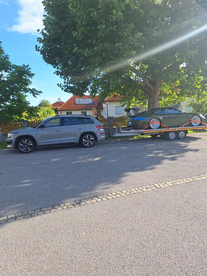 Skoda Kodiaq 2,0 TDI SCR 4x4 Sportline DSG ***VOLL*** Grau - 2