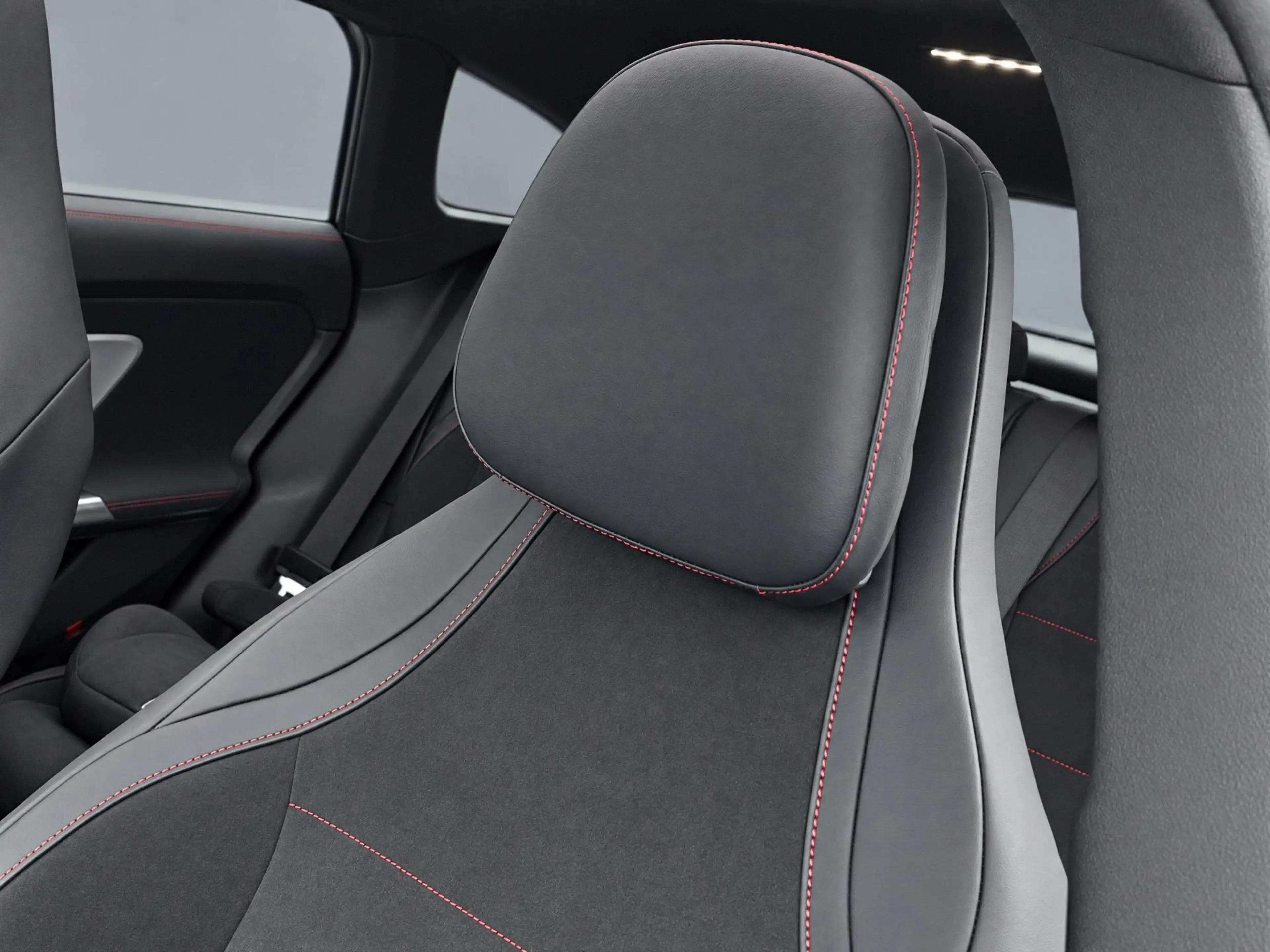 Mercedes-Benz CLA 250 Shooting Brake 250+ Business Solution AMG 85.5 kWh — photo 15