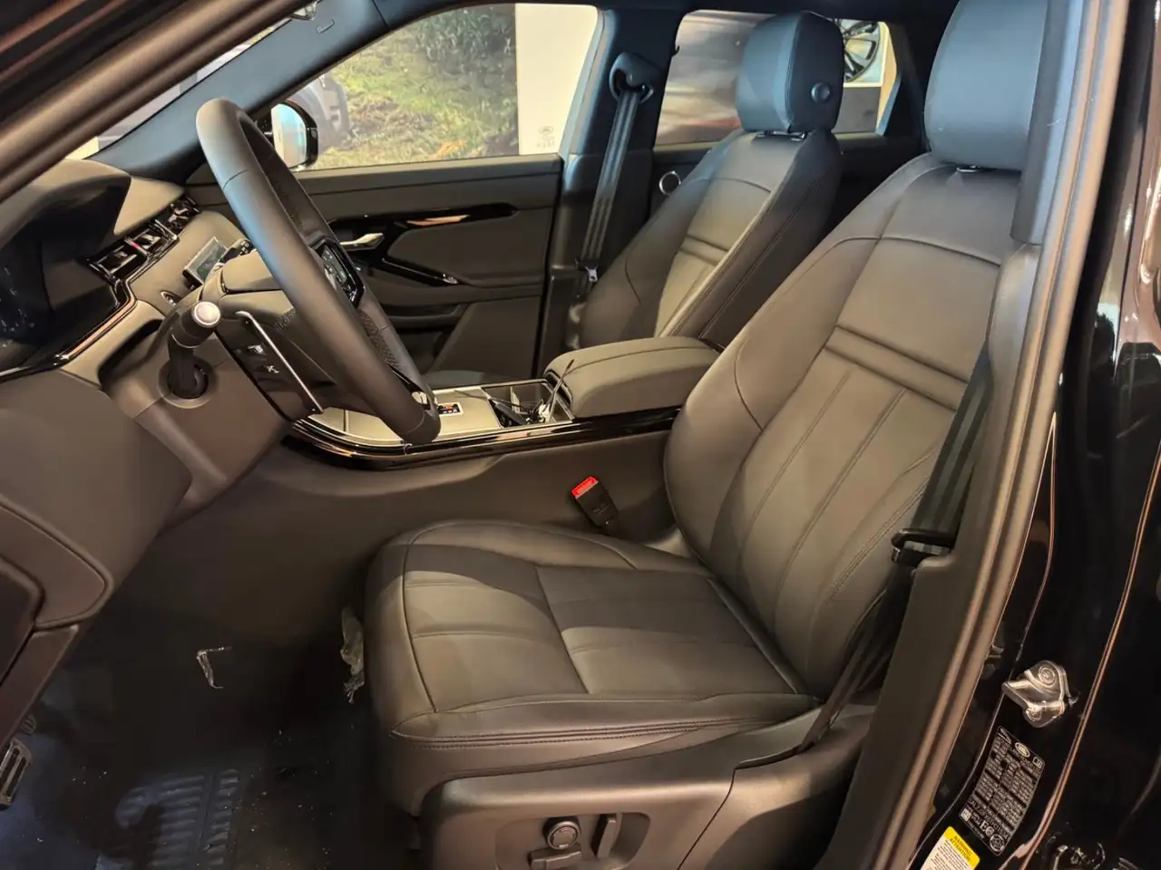 Land Rover Range Rover Evoque снимка Land Rover Range Rover Evoque
