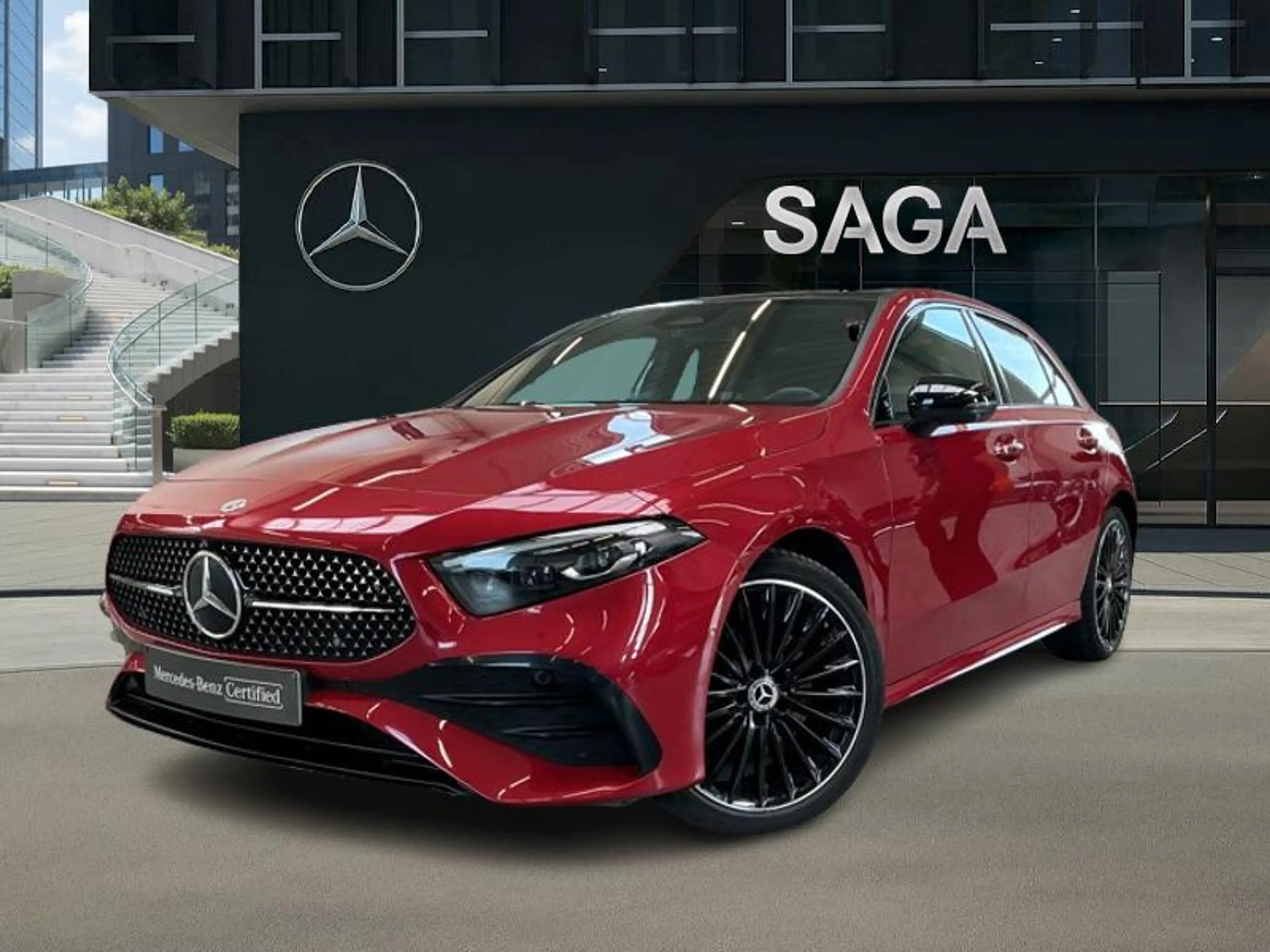 Mercedes-Benz A 250 e AMG Pack Night Toit Pano