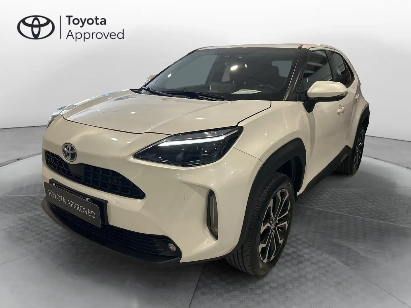 Toyota Yaris Cross Yaris Cross 1.5 Hybrid 5p. E-CVT Trend Blanc - 1
