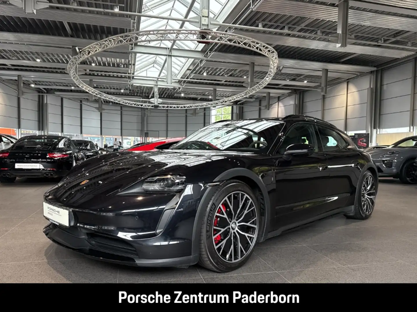 Porsche Taycan 4S Cross Turismo InnoDrive Surround-View Schwarz - 1
