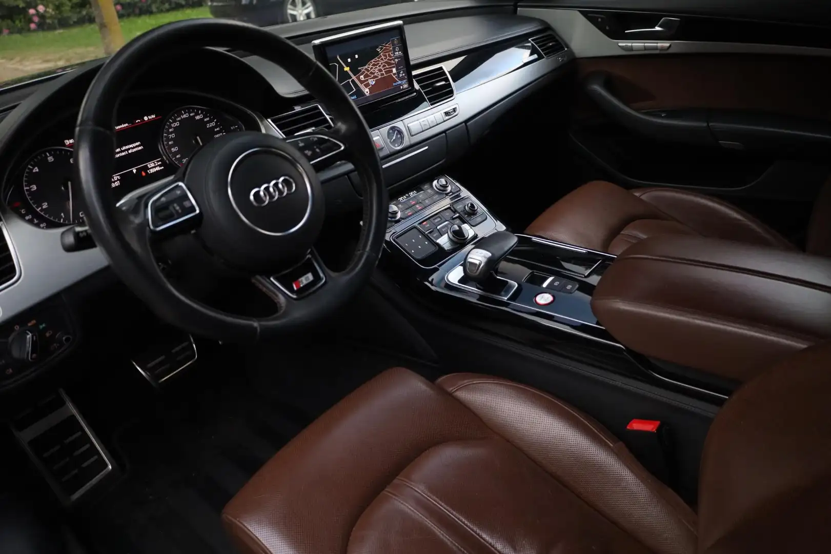 Audi S8 4.0 TFSI V8T quattro Pro Line+ Aut. | Schuifdak | Gris - 2