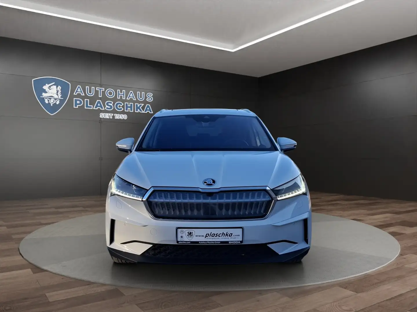 Skoda Enyaq 80x Suite AHK+PANO+CANTON+HUD+STANDHZ+KAM Klima Weiß - 2