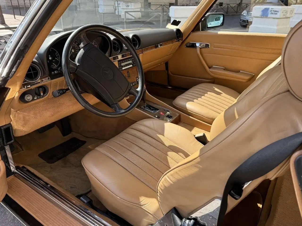 Mercedes-Benz 560 SL, foto 7