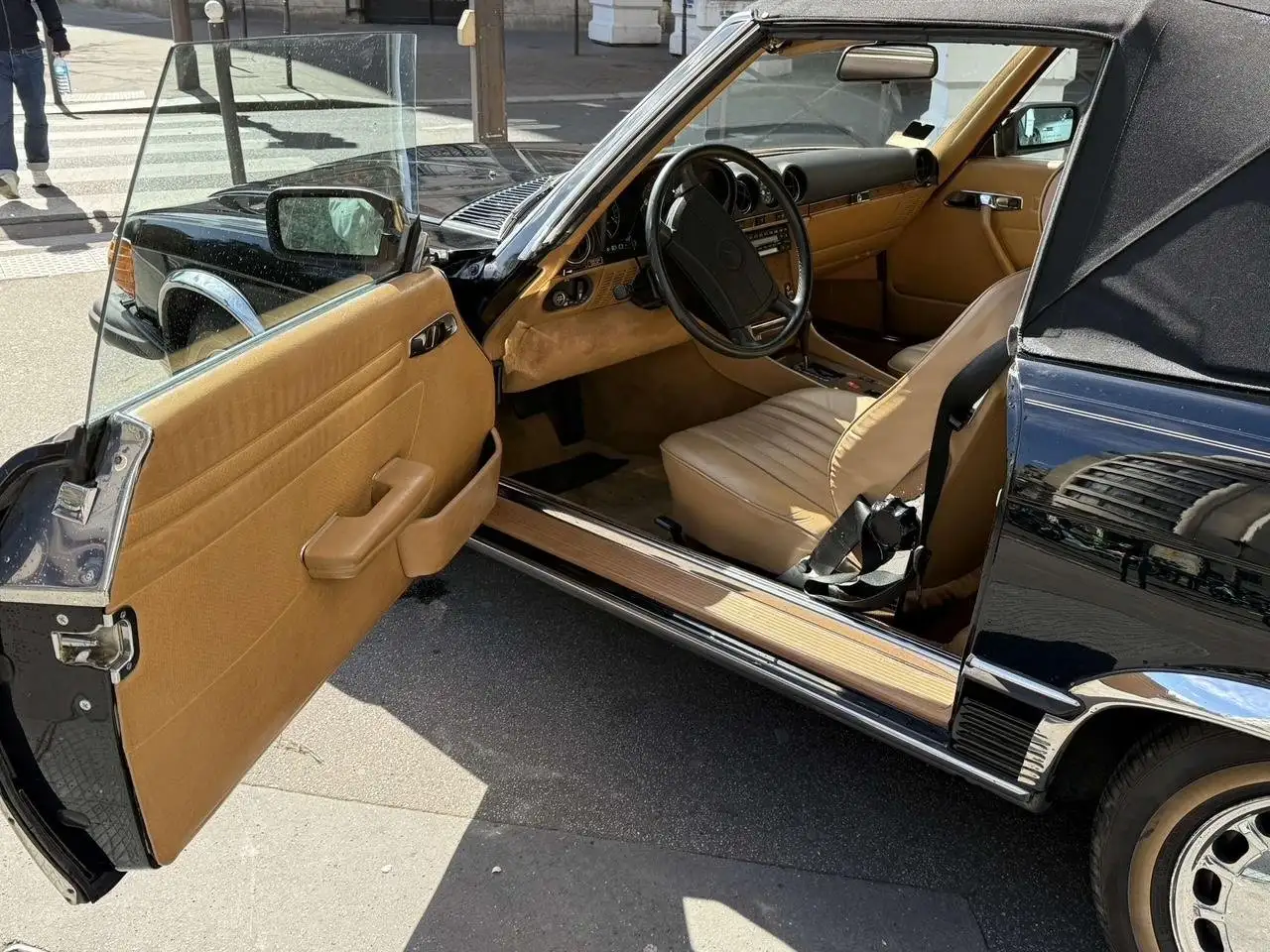 Mercedes-Benz 560 SL, foto 6