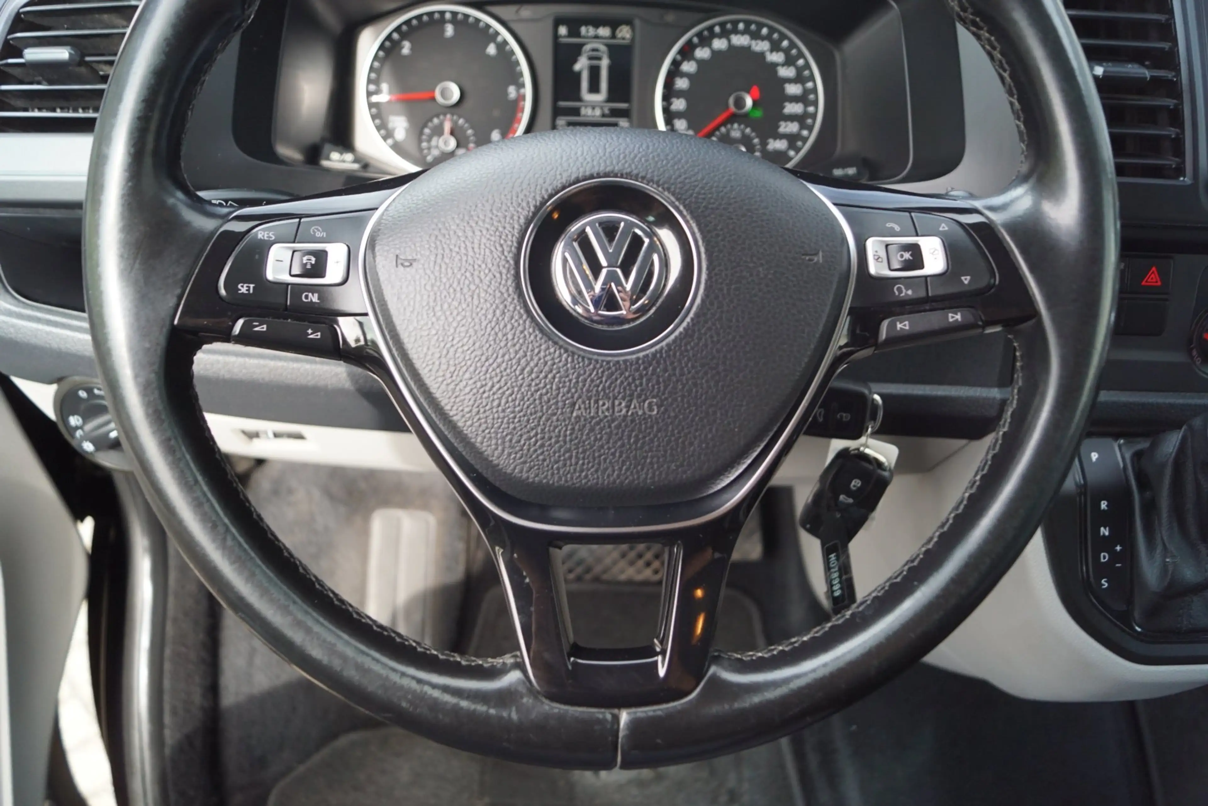 Volkswagen Transporter 2.0 TDI L1H2 Highline Dubbel Cabine Autom Navi Cam — photo 19