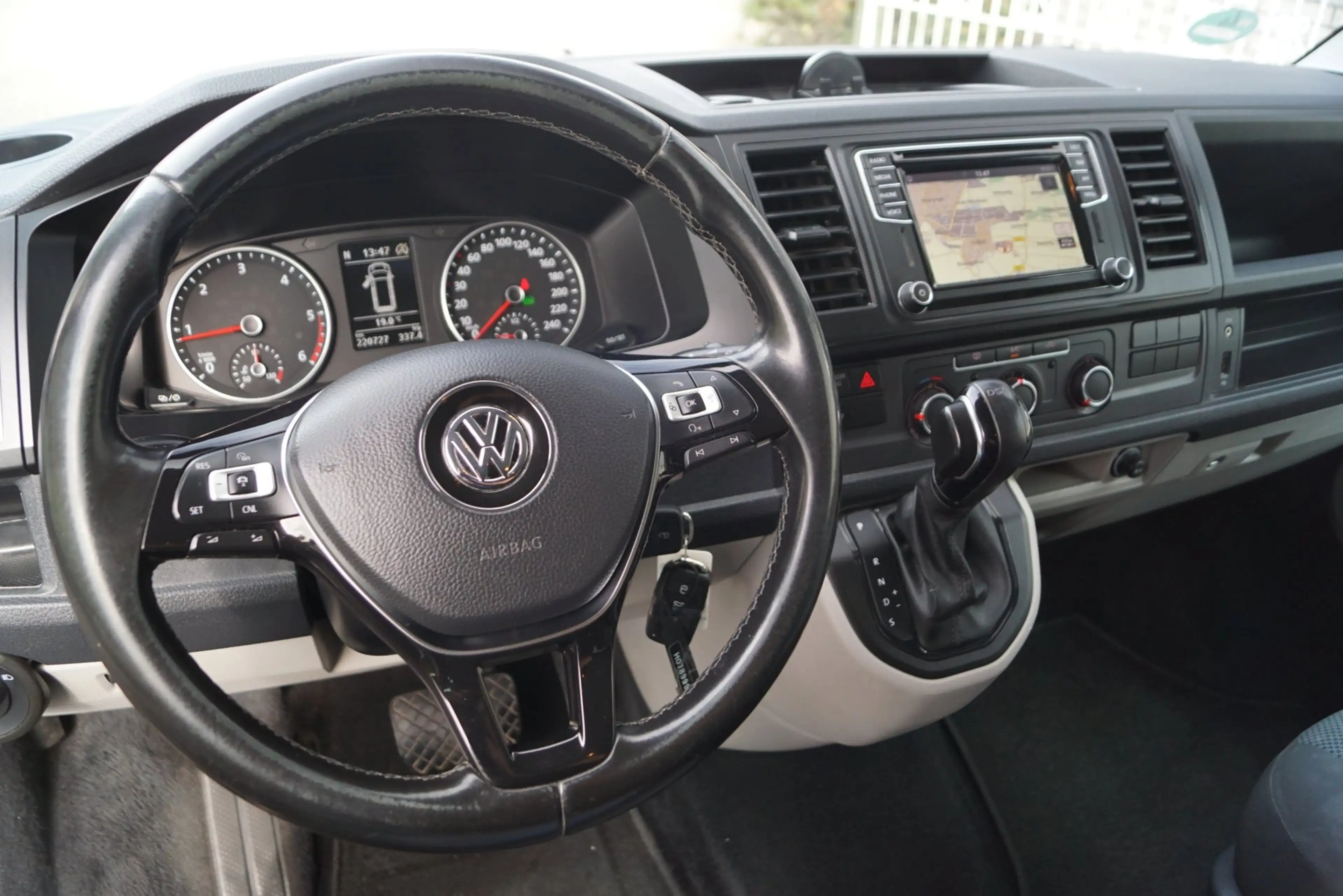 Volkswagen Transporter 2.0 TDI L1H2 Highline Dubbel Cabine Autom Navi Cam — photo 8
