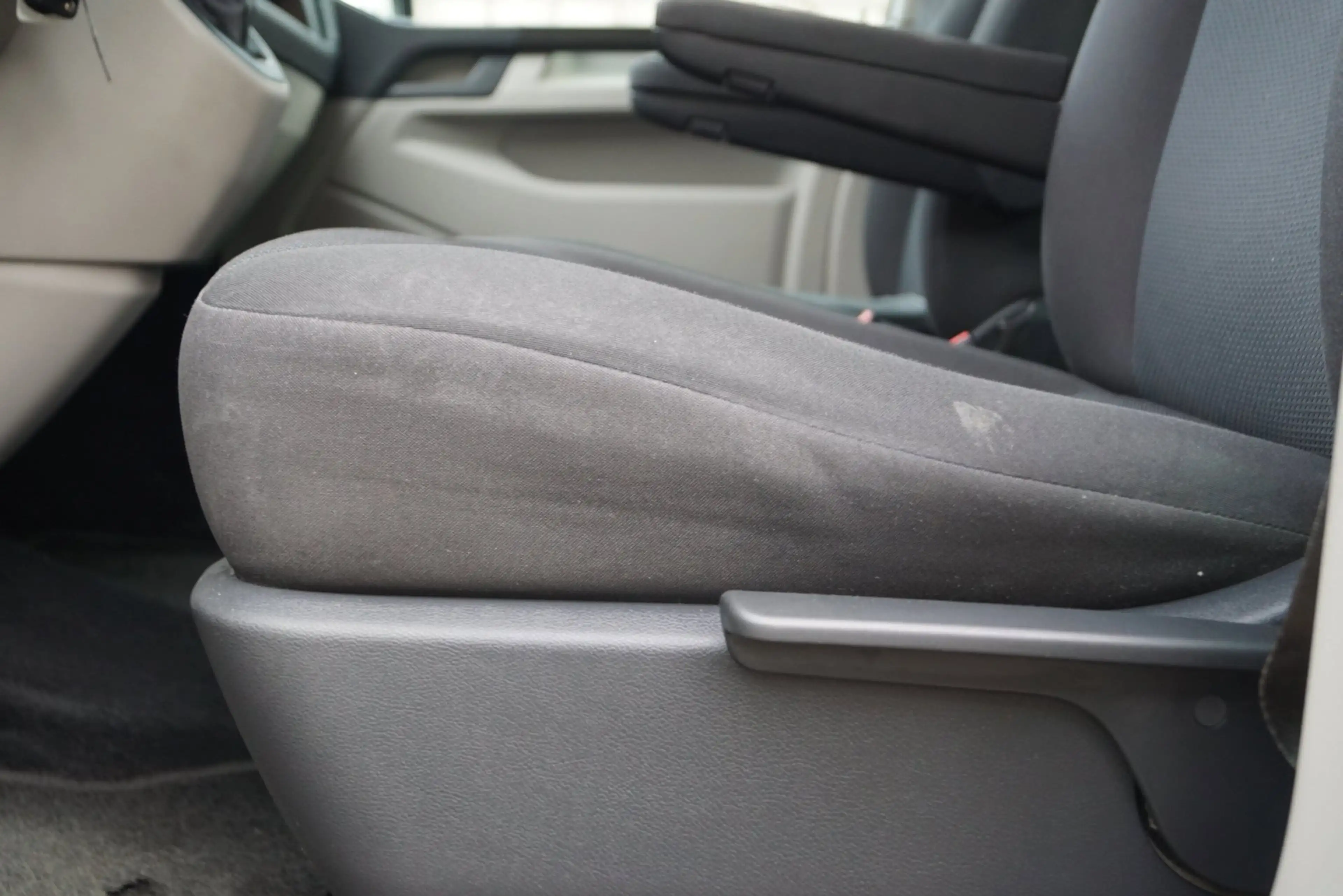 Volkswagen Transporter 2.0 TDI L1H2 Highline Dubbel Cabine Autom Navi Cam — photo 27