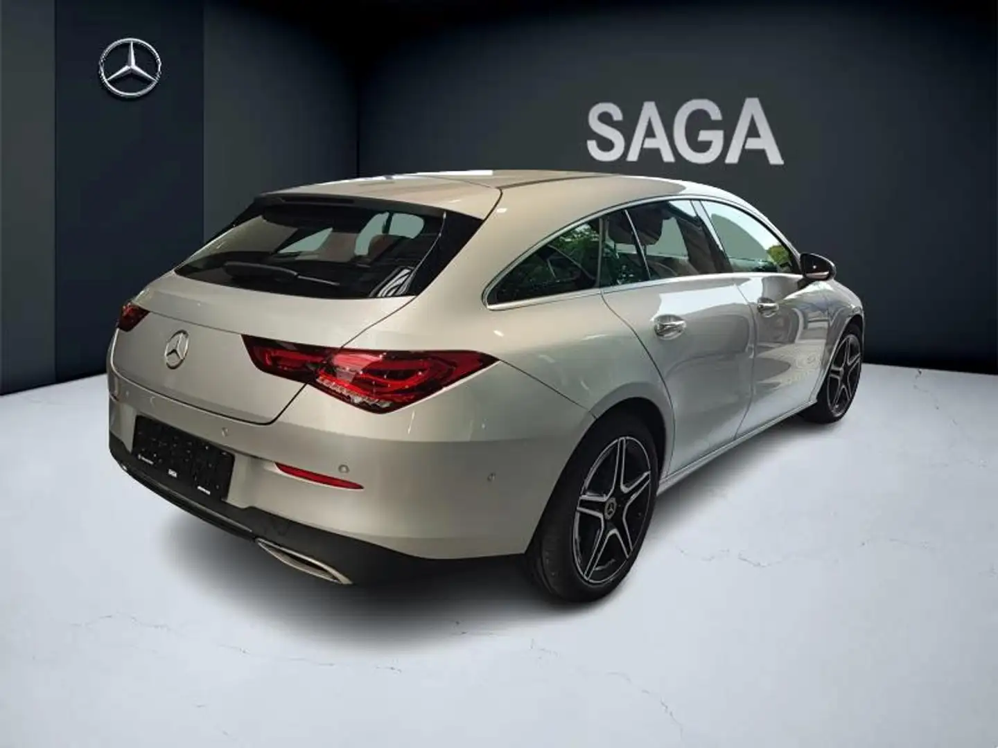 Mercedes-Benz CLA 180 180 Shooting Brake Gris - 2