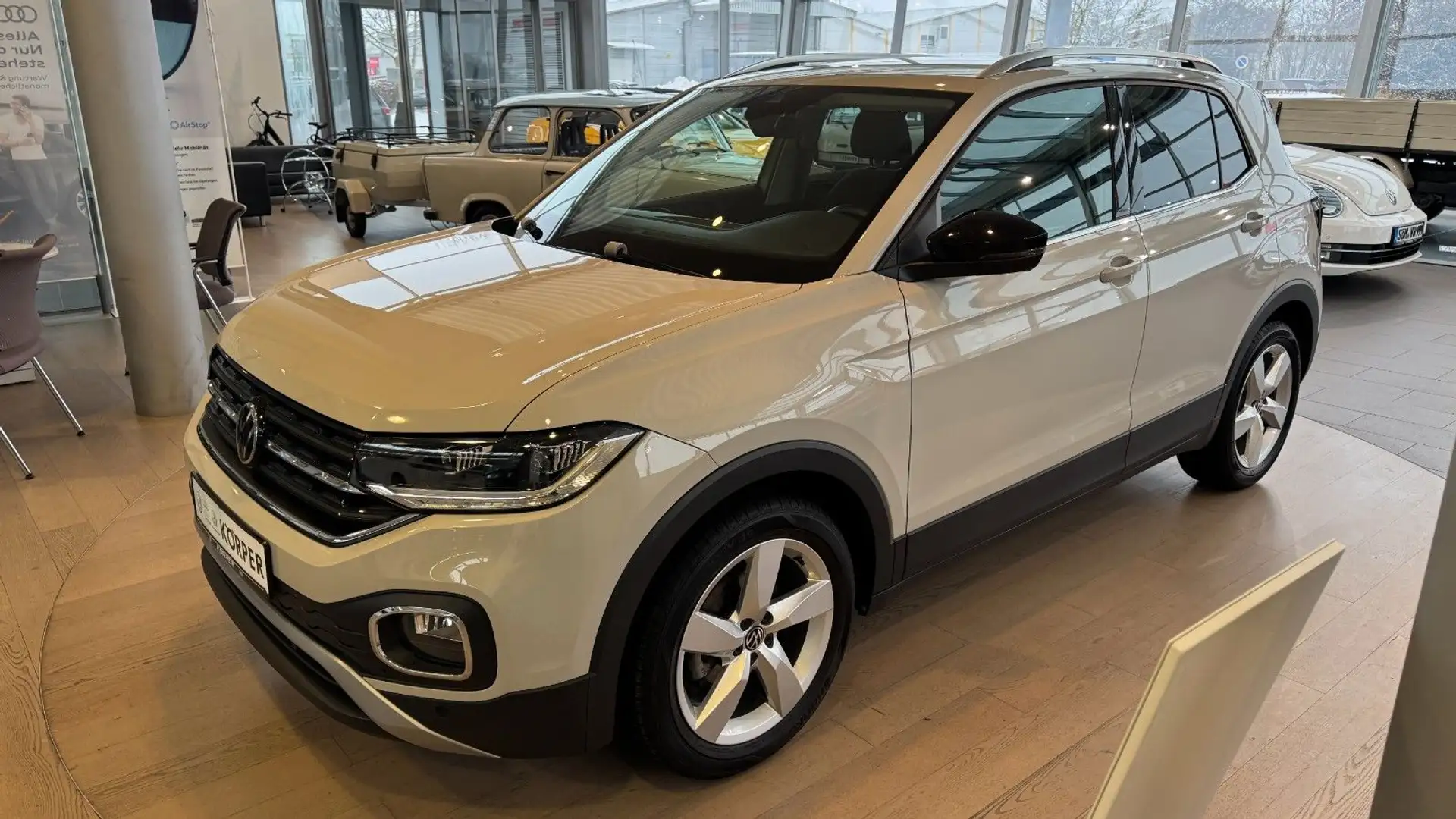 Volkswagen T-Cross Style 1.0 TSI Grau - 1