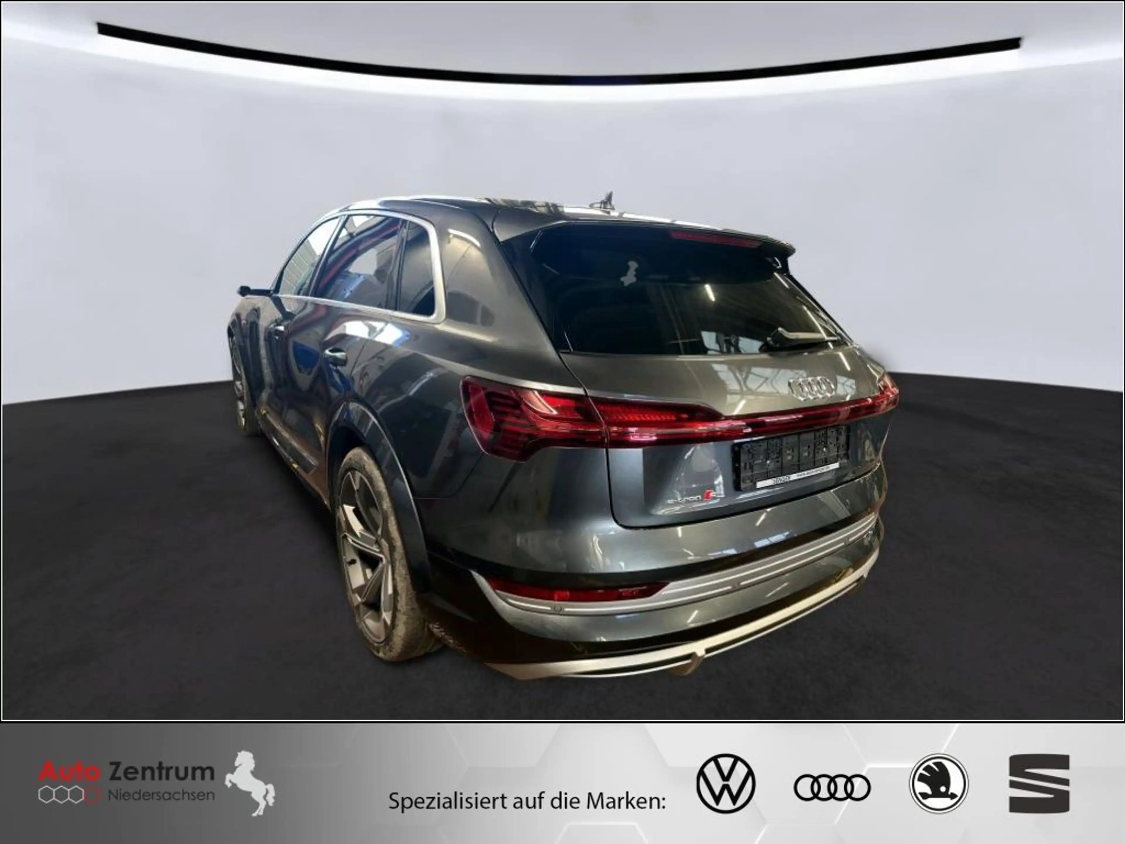 Audi e-tron S quat S-Line AZN-Haus-Förderung* AHK Nachtsicht — photo 4