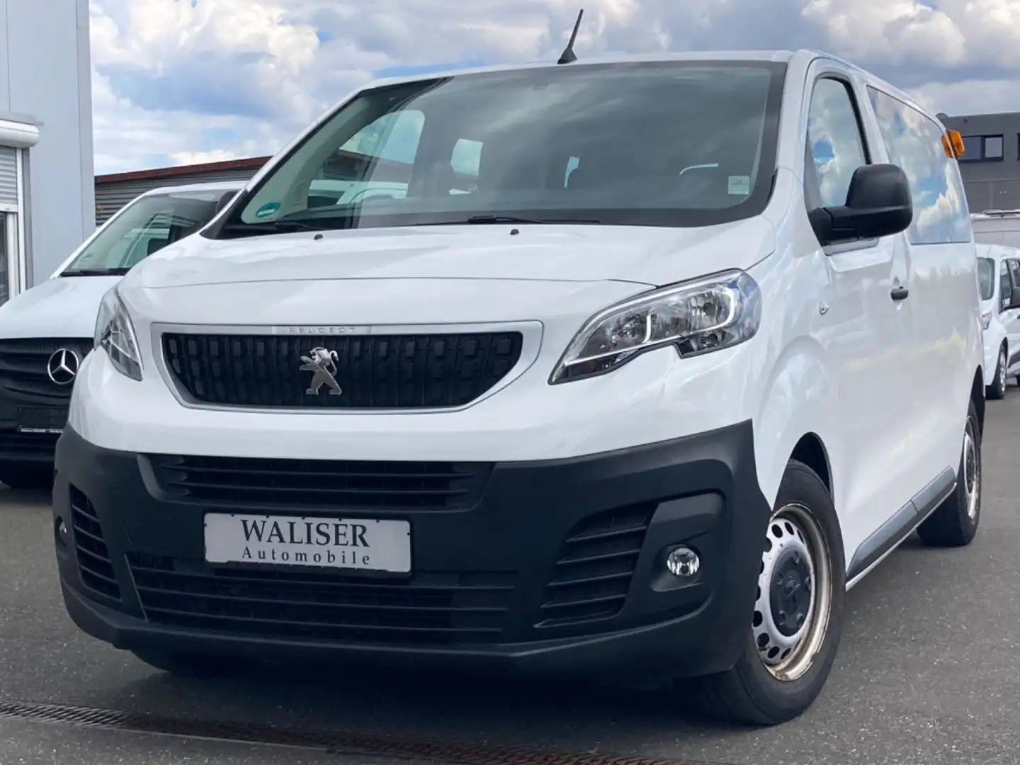 Peugeot Expert Traveller Kombi L2 *9-Sitzer*PDC*1.Hand* White - 1