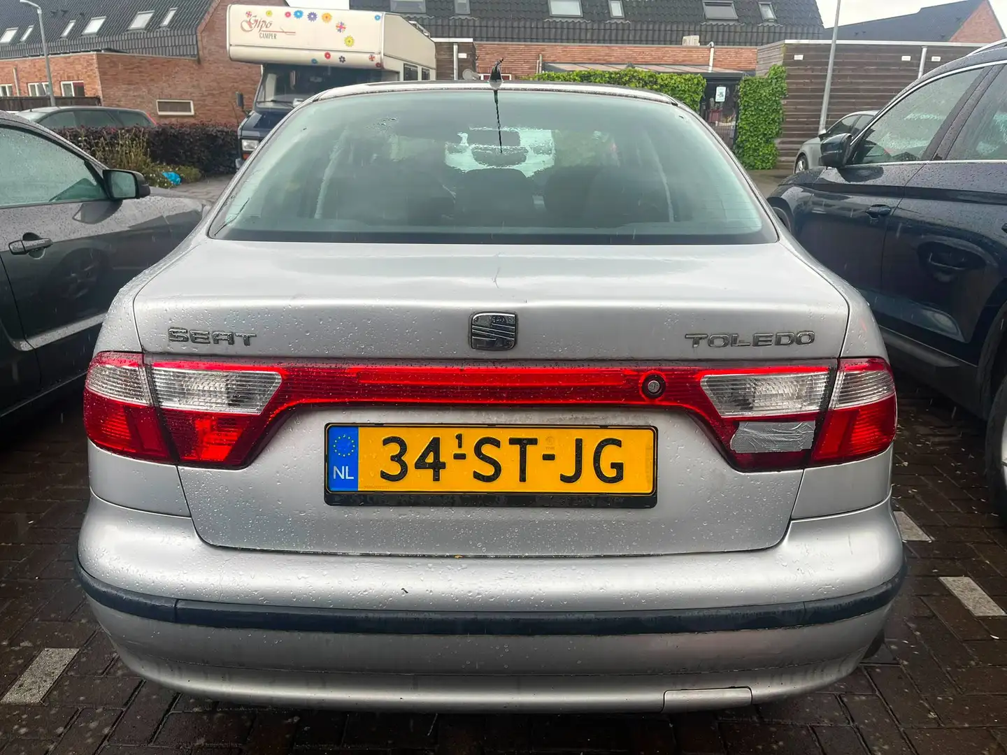 SEAT Toledo Toledo 1.6-16V Sport Silber - 2