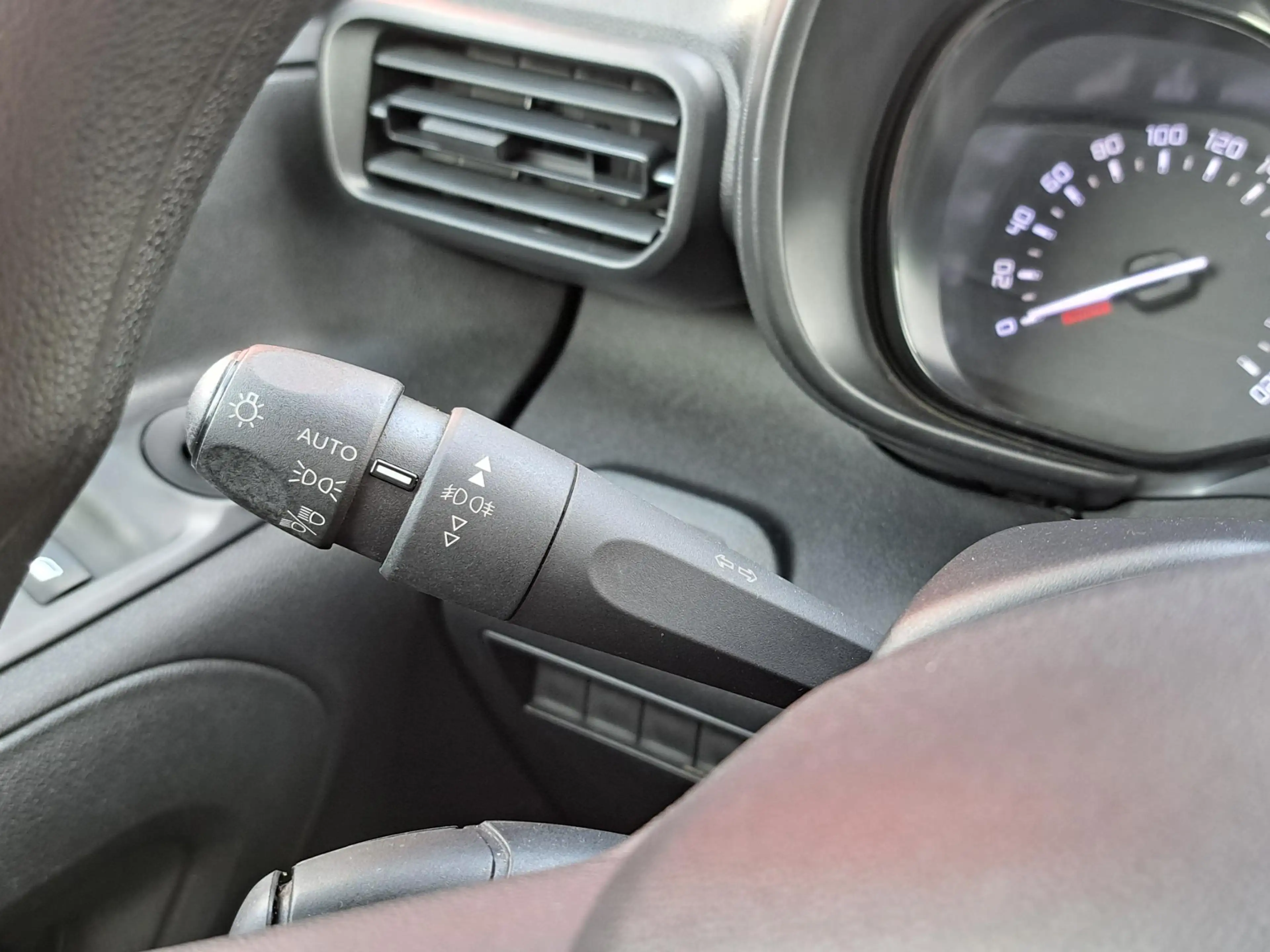 Toyota Proace City 1.5 D-4D COOL L2 3-PERS AIRCO CRUISE BETIMMERD P-S — photo 13
