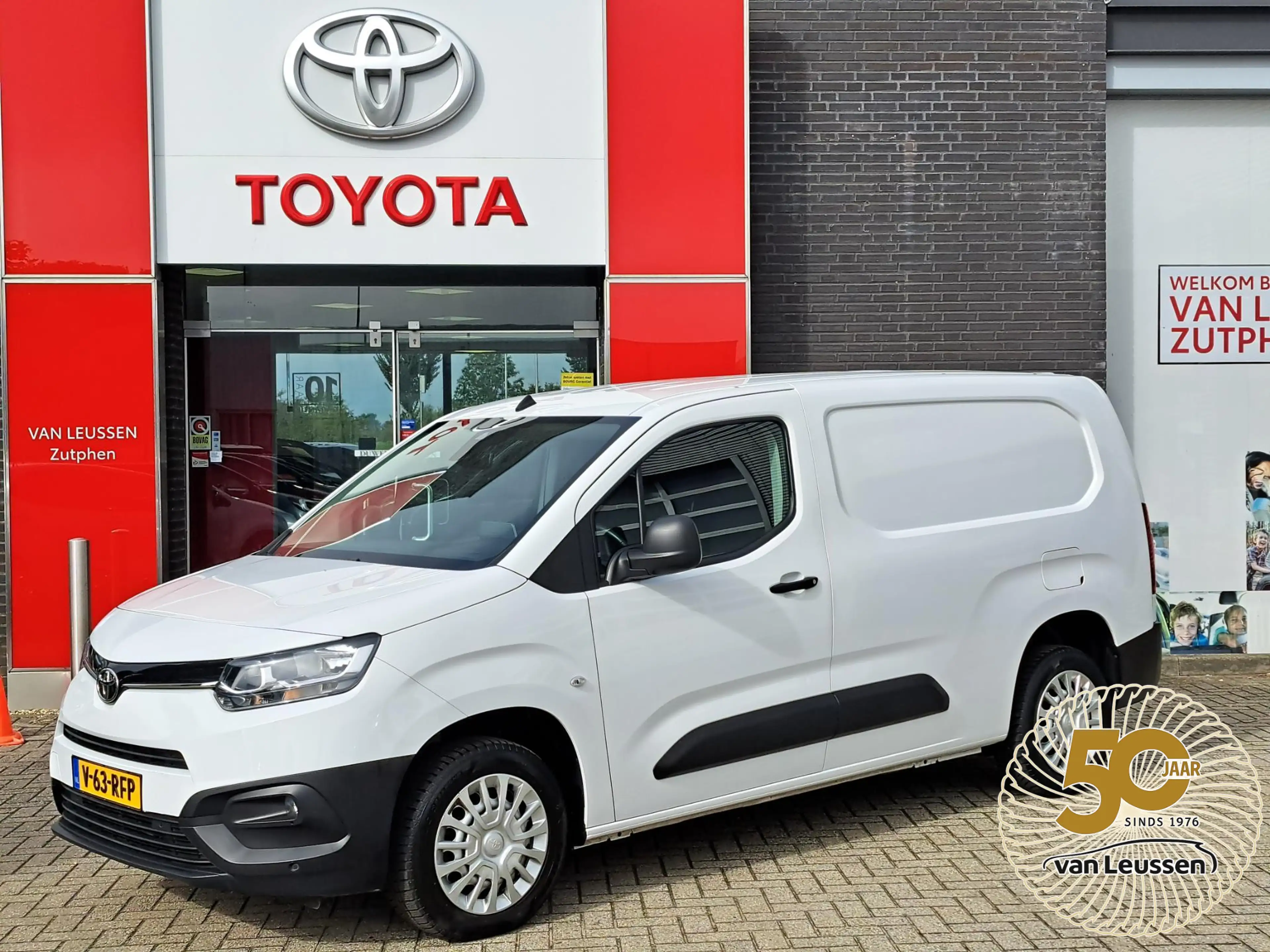 Toyota Proace City 1.5 D-4D COOL L2 3-PERS AIRCO CRUISE BETIMMERD P-S